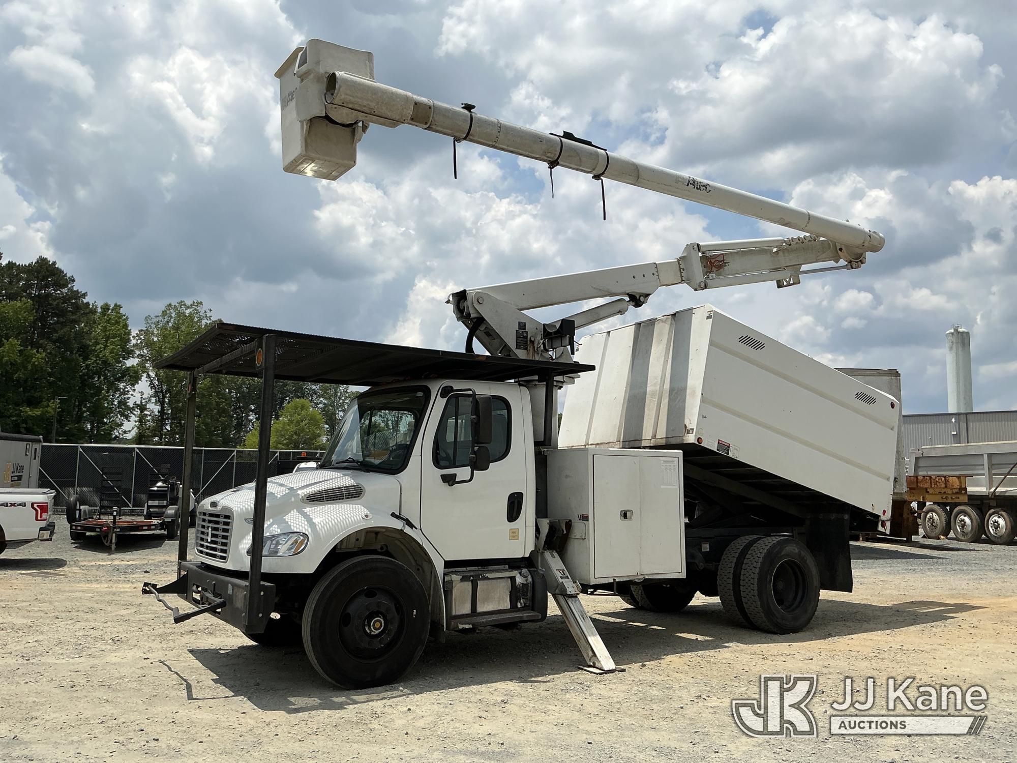 Photo of a 2014 Freightliner M2 106