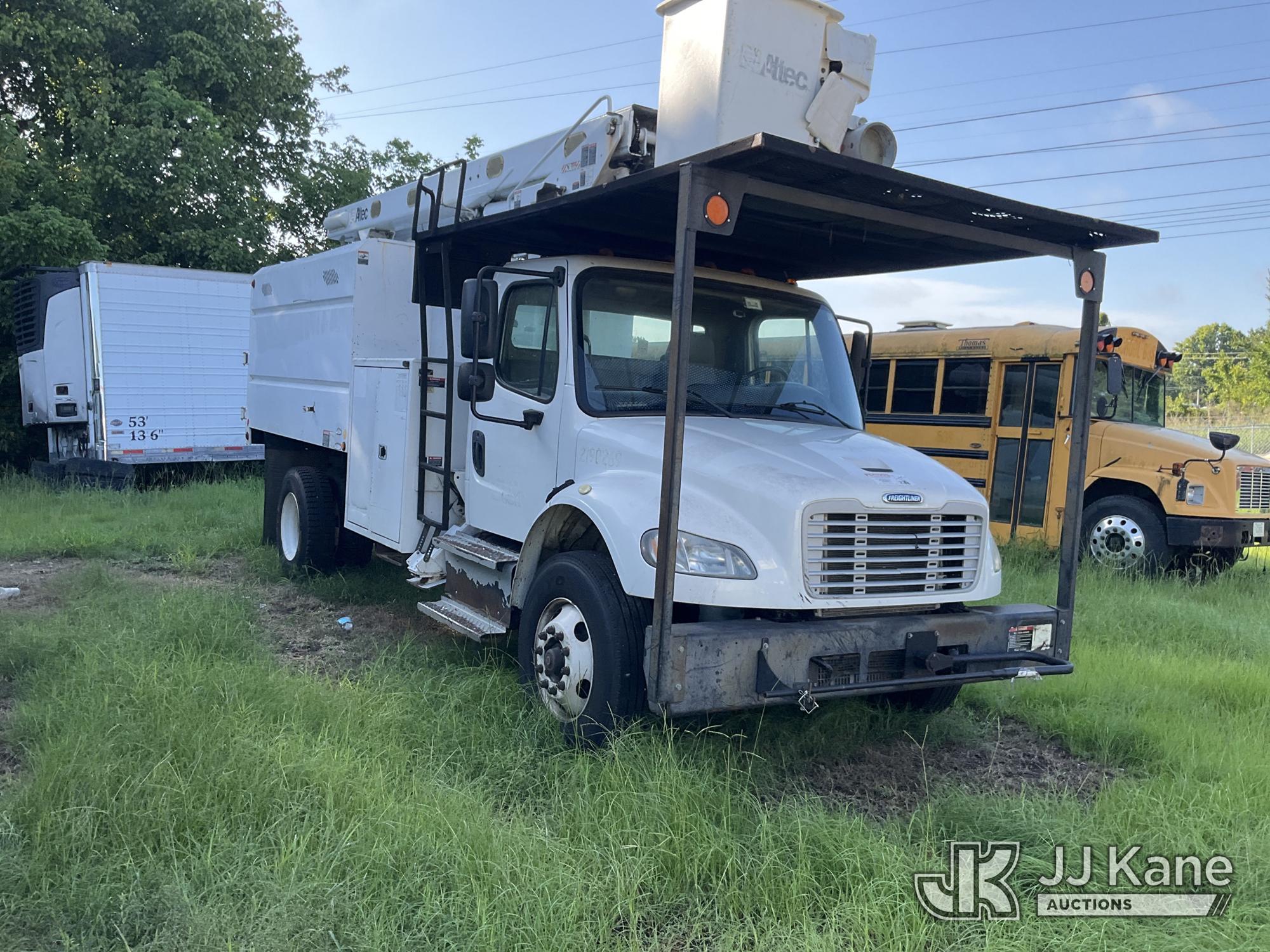 2015 Freightliner M2 106