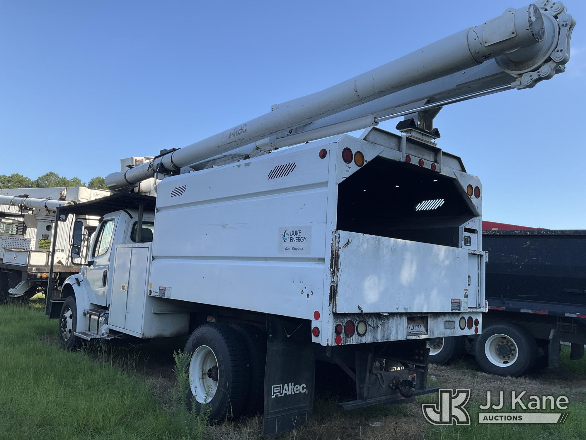 2015 Freightliner M2 106