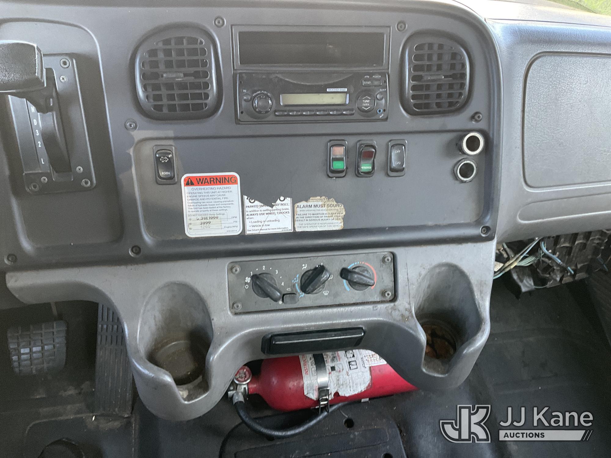 2015 Freightliner M2 106
