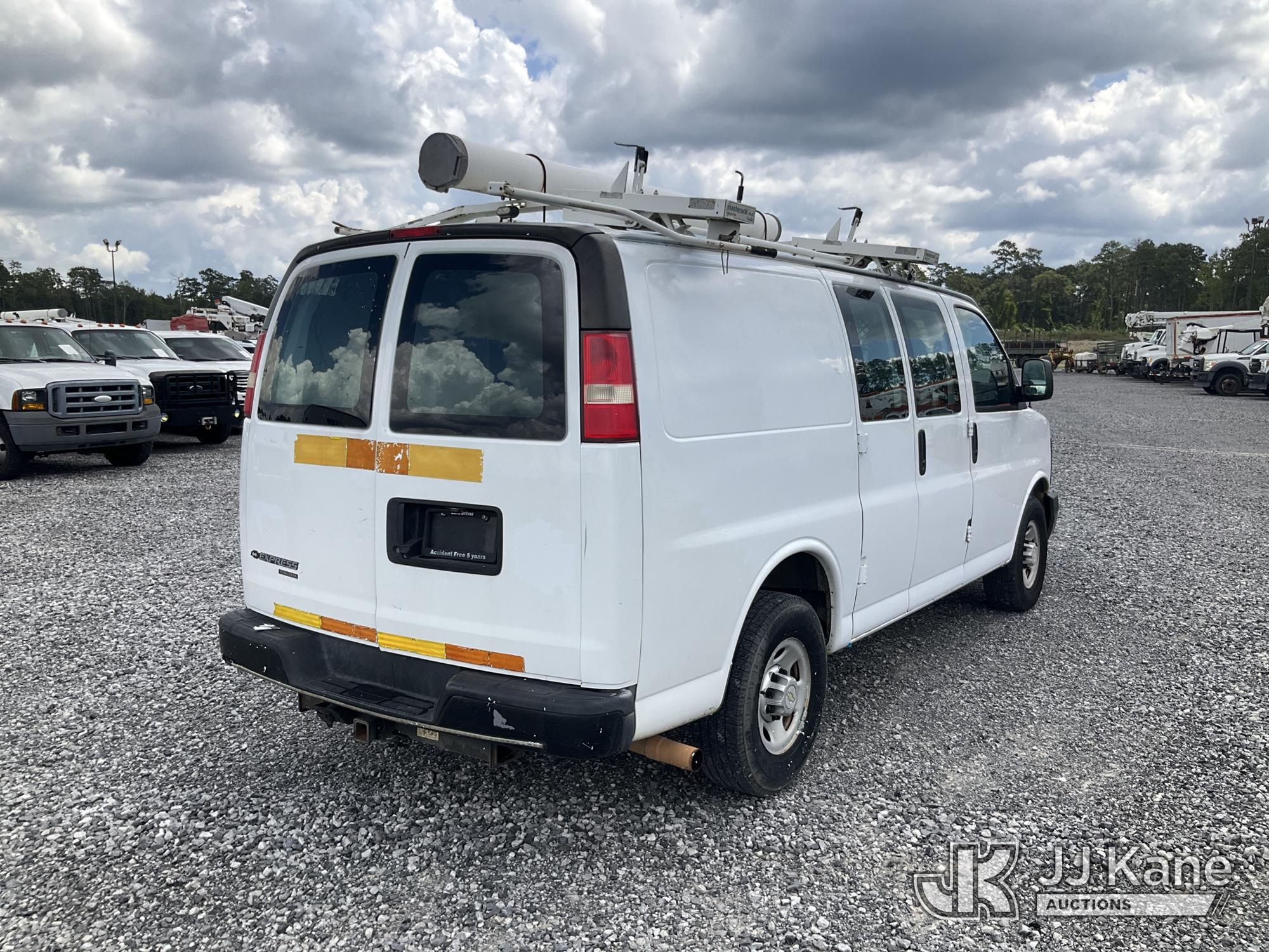 2013 Chevrolet EXPRESS 2500