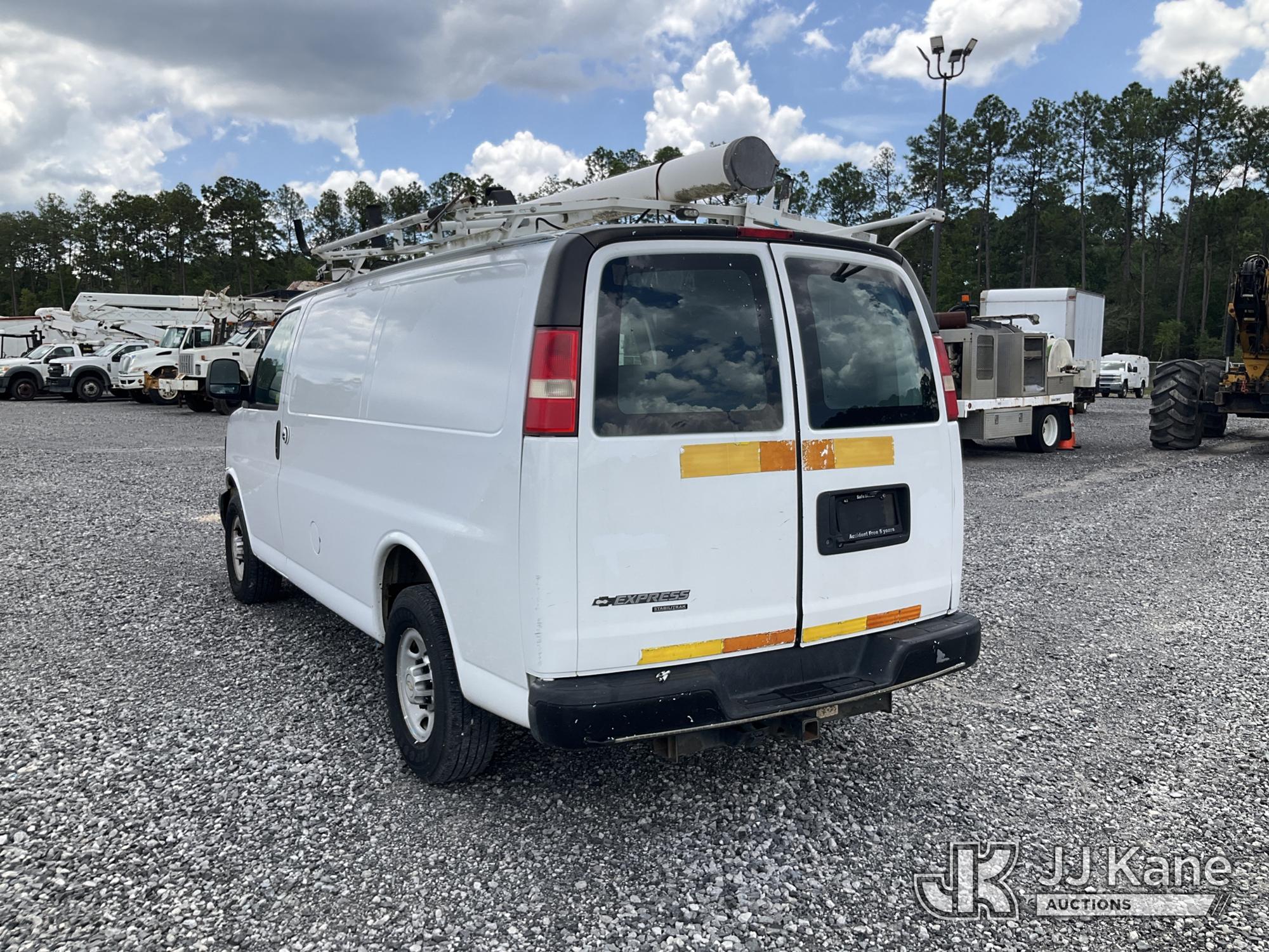 2013 Chevrolet EXPRESS 2500