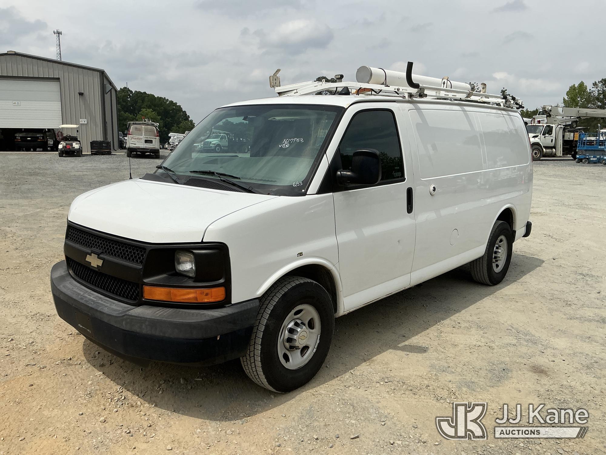 Photo of a 2013 Chevrolet Express G2500