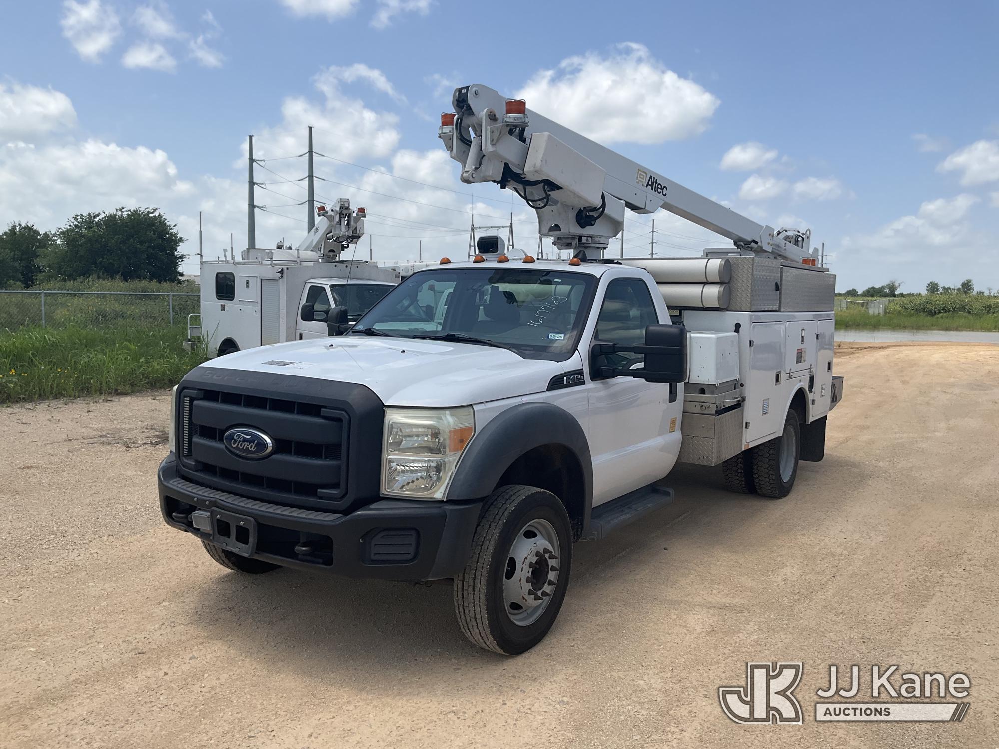Photo of a 2013 Ford F-450 SD