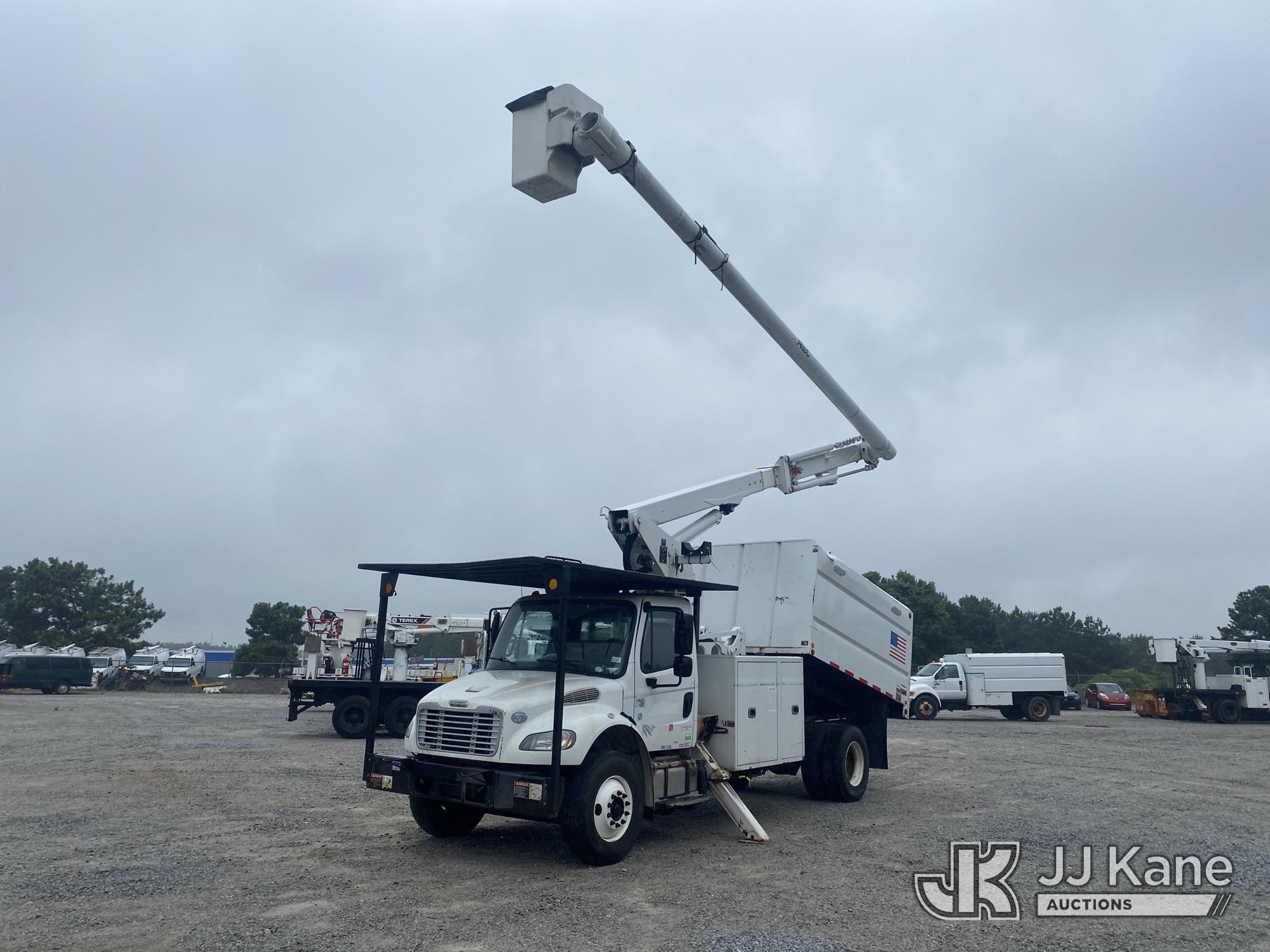 Photo of a 2015 Freightliner M2 106