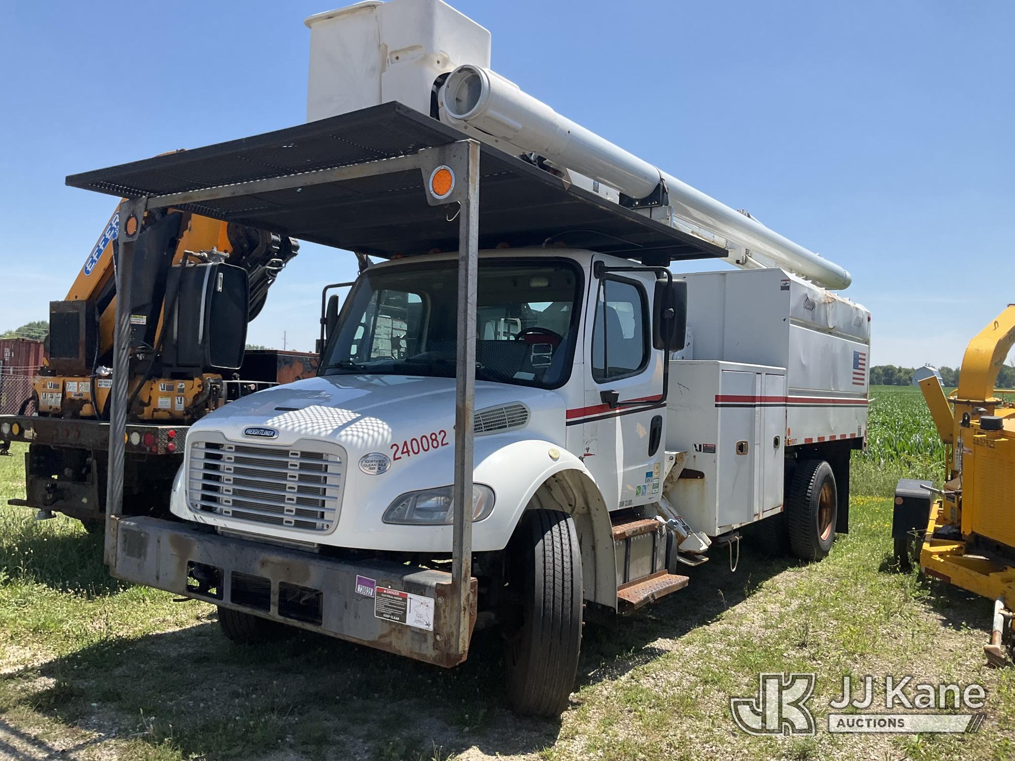 Photo of a 2014 Freightliner M2 106