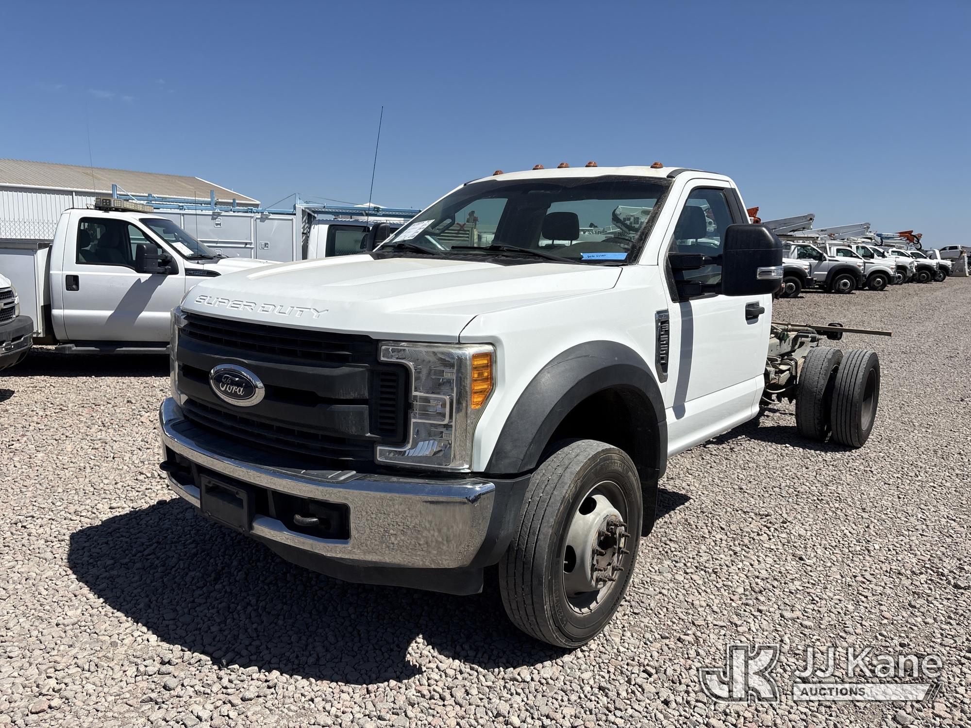 Photo of a 2017 Ford F-550