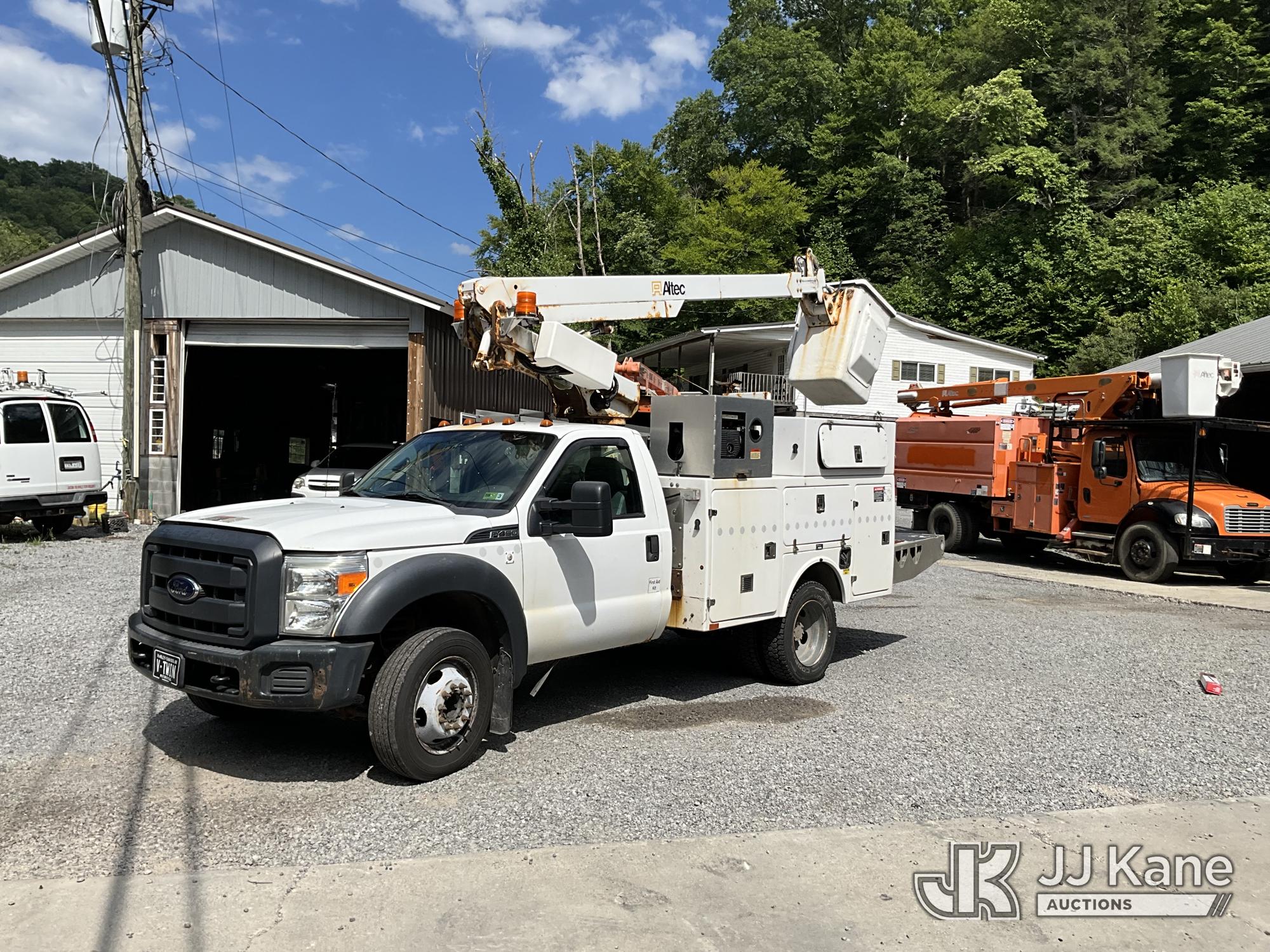 Photo of a 2012 Ford F-450 SD