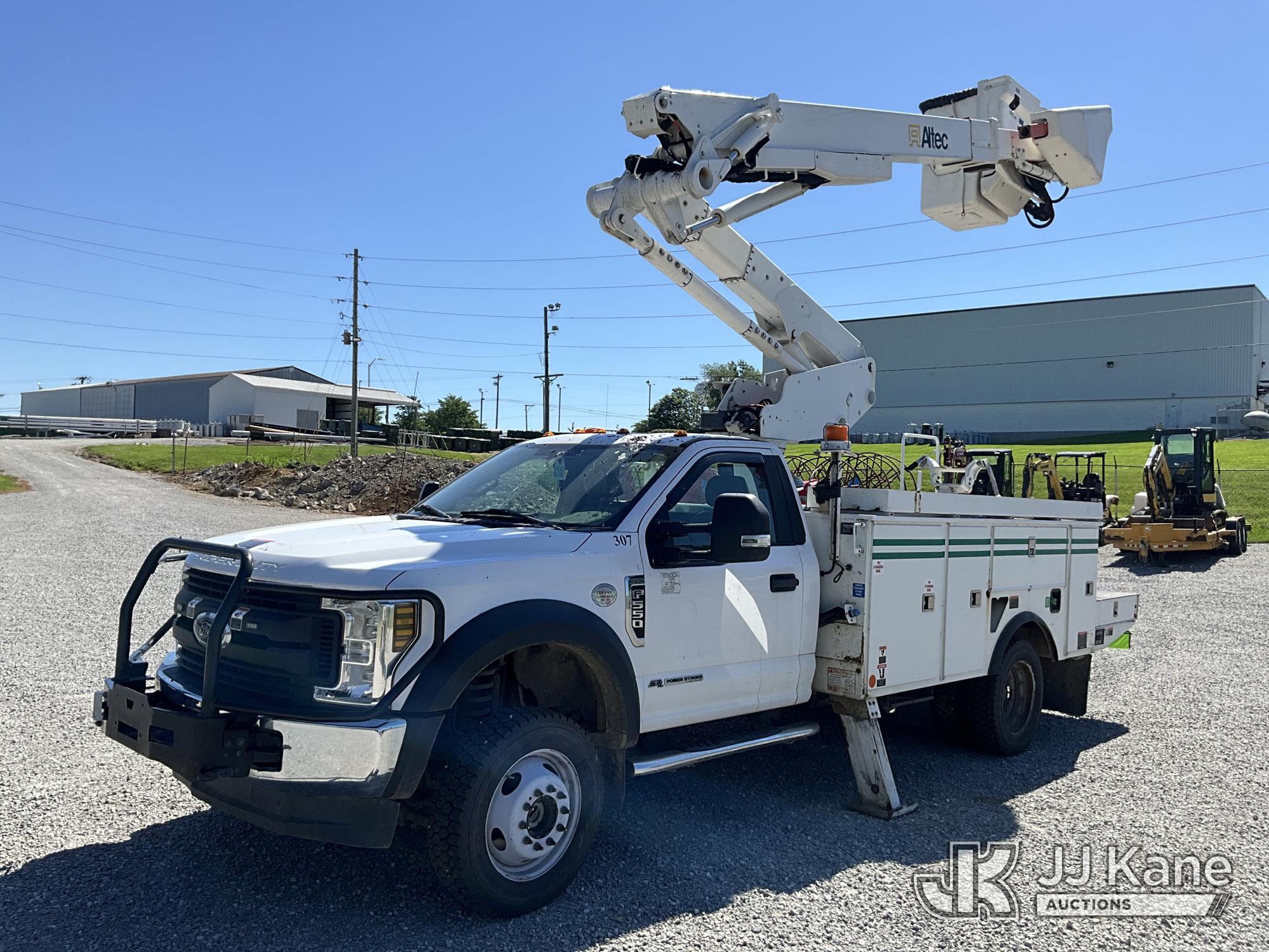 Photo of a 2019 Ford F-550