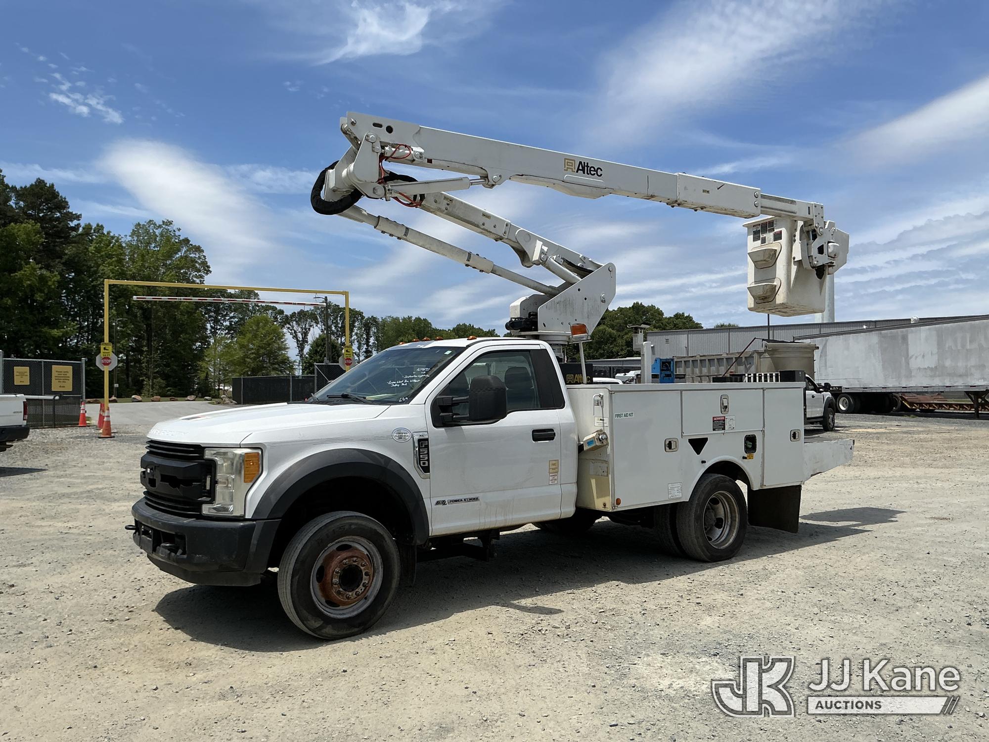 Altec AT40G, Articulating & Telescopic Bucket Truck mounted behind cab on 2017 Ford F550 Service Truck