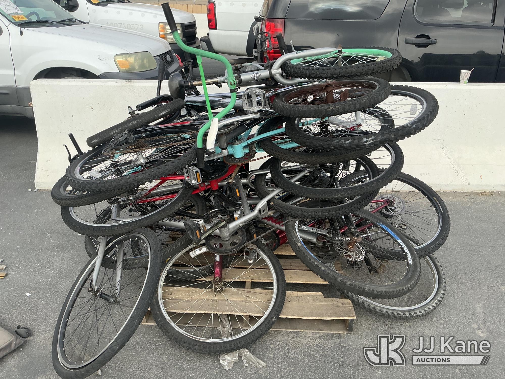 (1 Pallet) Bicycles (Used) NOTE: This unit is being sold AS IS/WHERE IS via Timed Auction and is located in Jurupa Valley