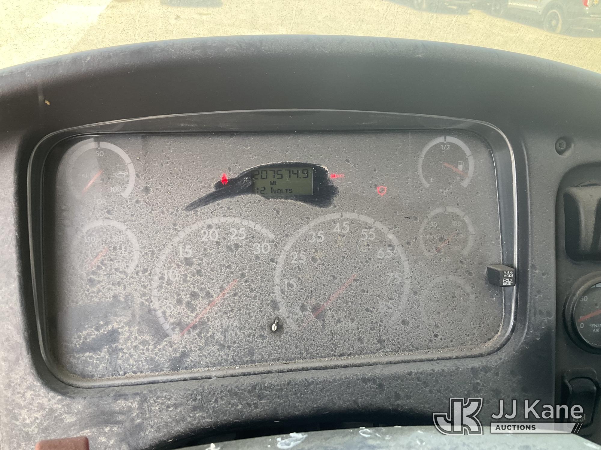 2006 Freightliner M2 106