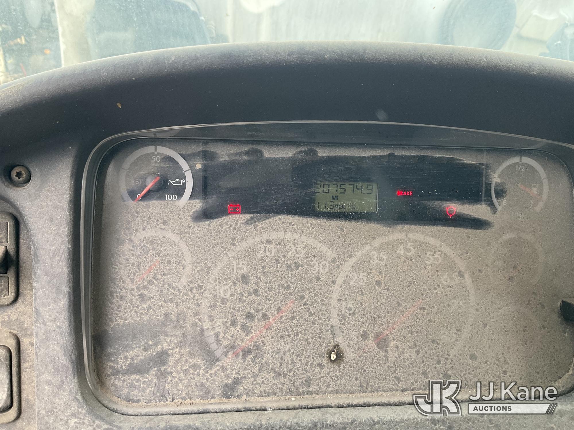 2006 Freightliner M2 106