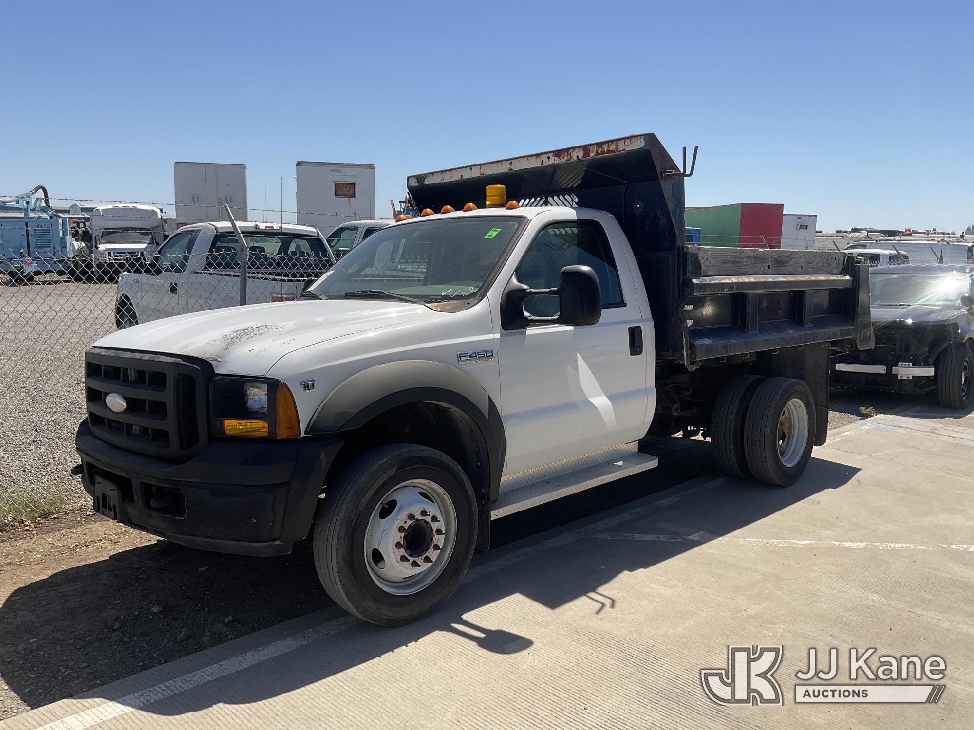 Photo of a 2006 Ford F-450 SD