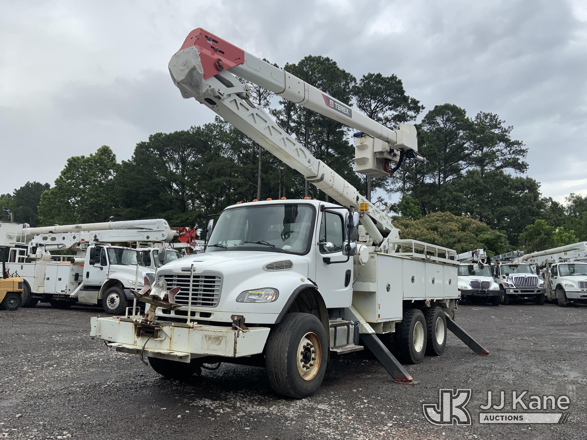 Photo of a 2017 Freightliner M2 106