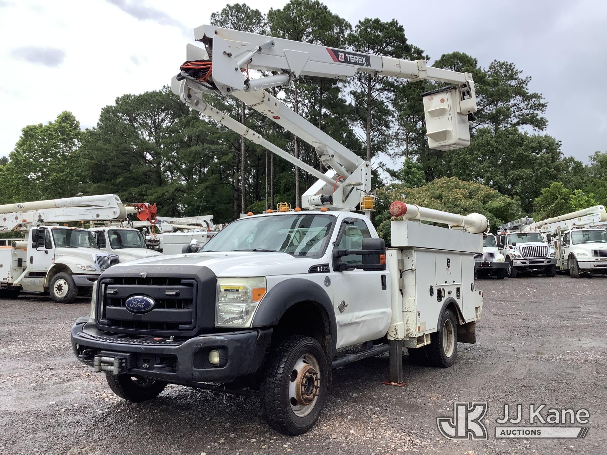 Photo of a 2016 Ford F-550