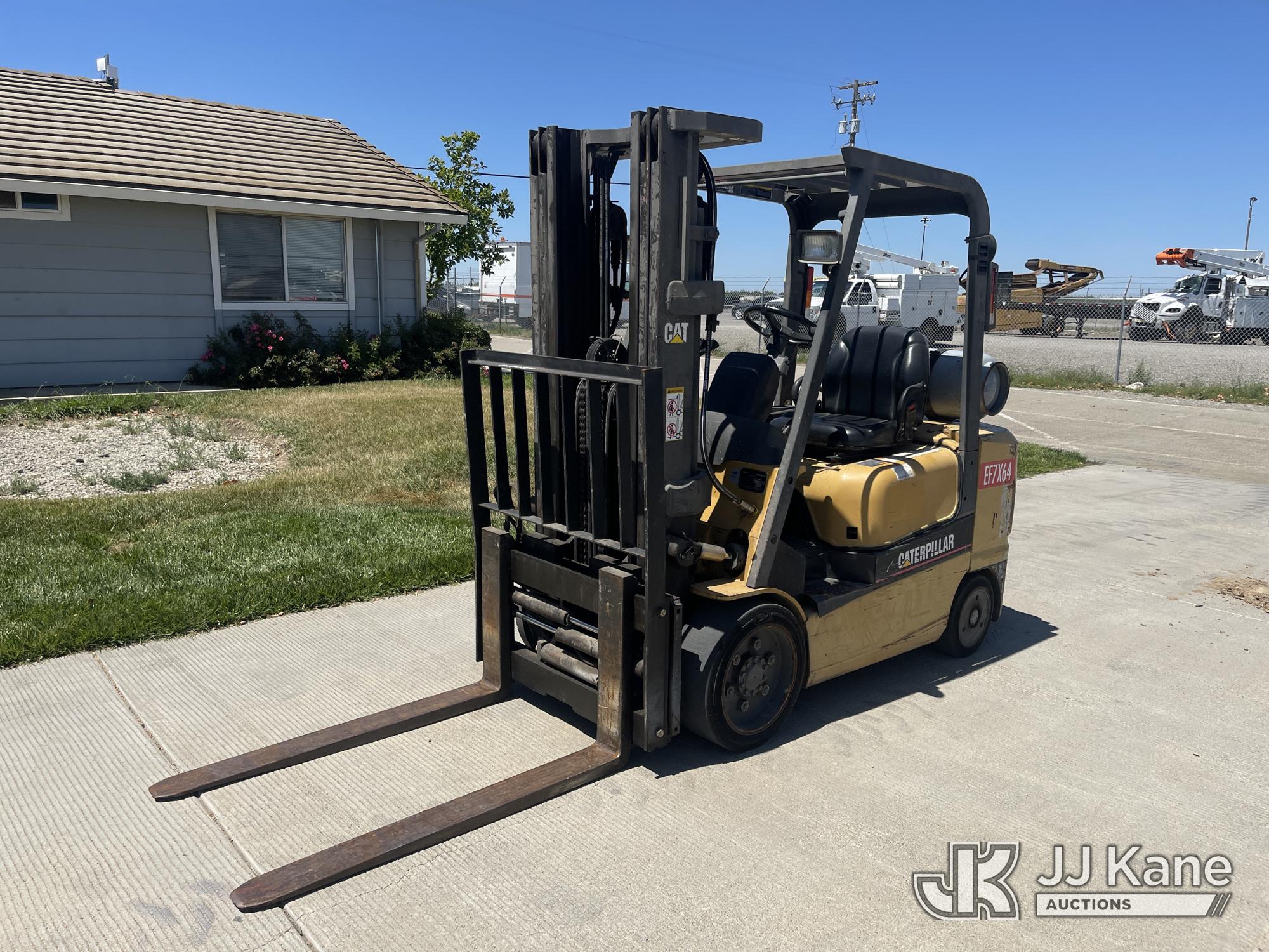 Photo of a  Caterpillar GC30K