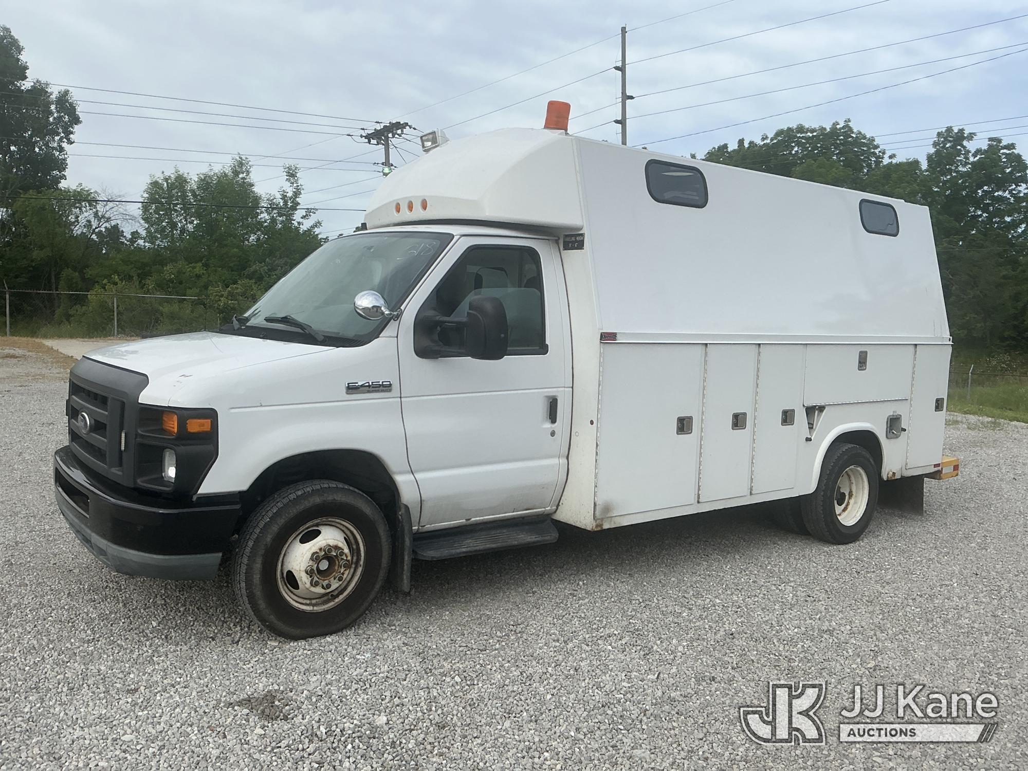 Photo of a 2013 Ford E450