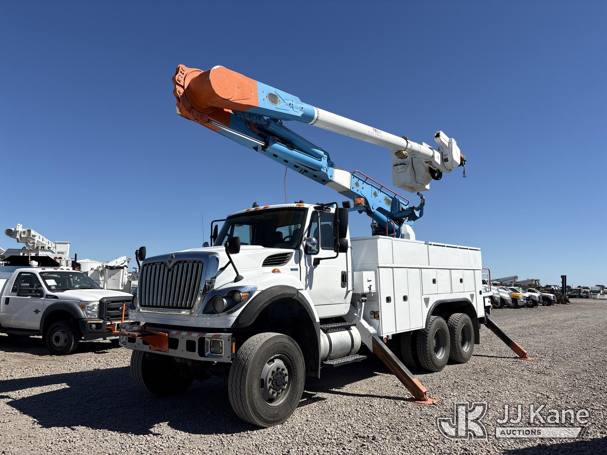Photo of a 2013 International 7500