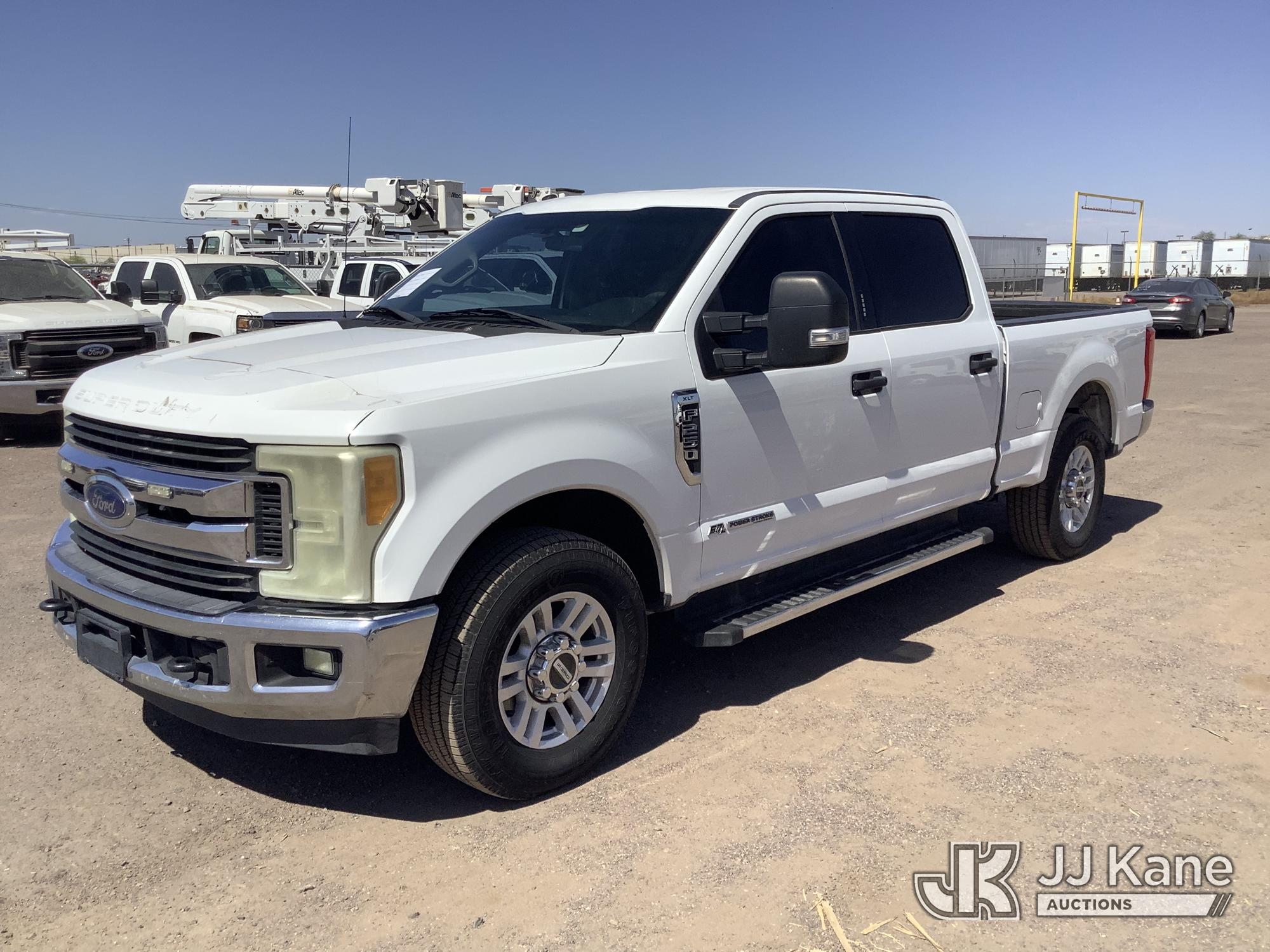 Photo of a 2017 Ford F-250 SD