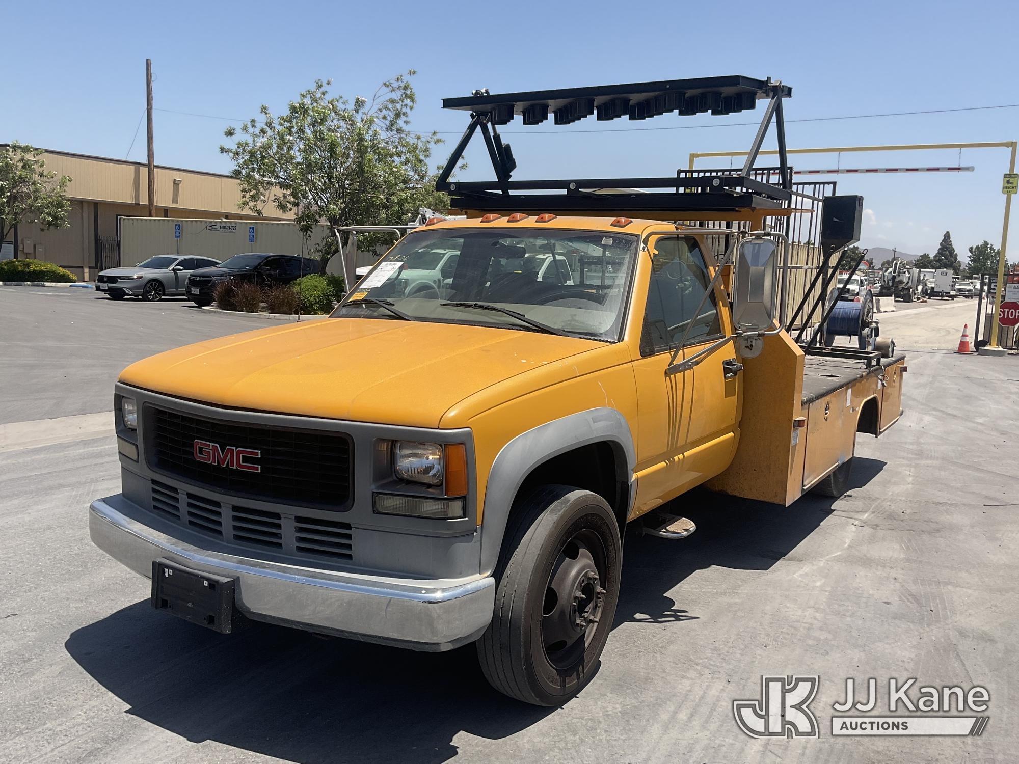 1997 GMC Sierra C/K 3500 Line Painting Truck