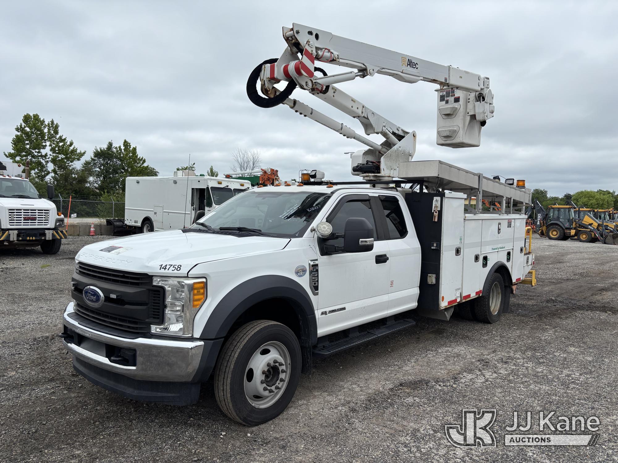 Photo of a 2017 Ford F550