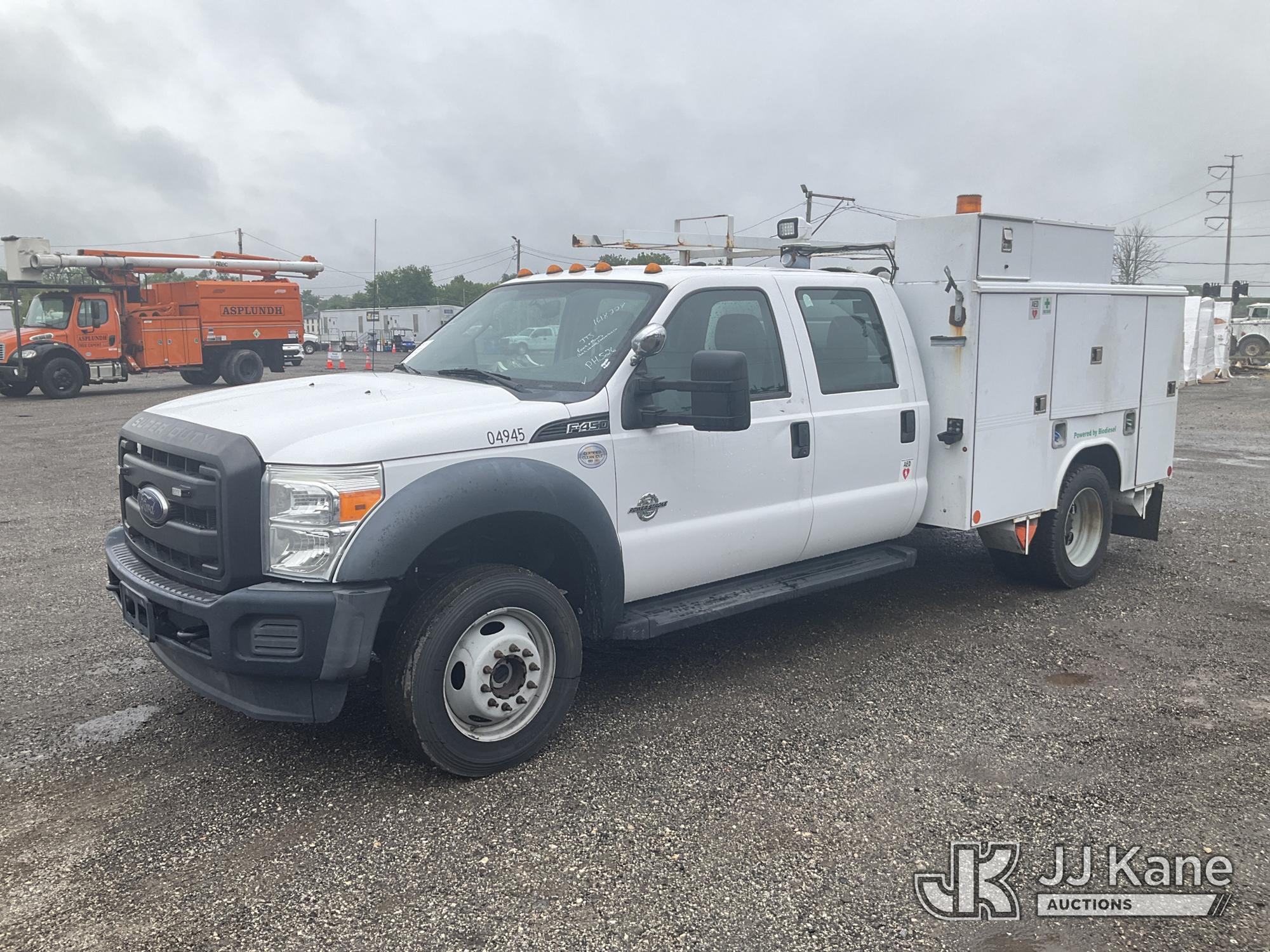 2016 Ford F450 4x4 Crew-Cab Enclosed Service Truck