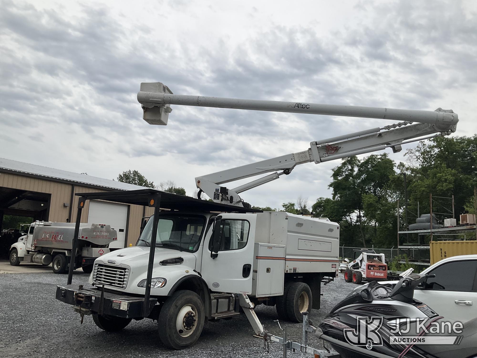 Photo of a 2013 Freightliner M2 106 4x4