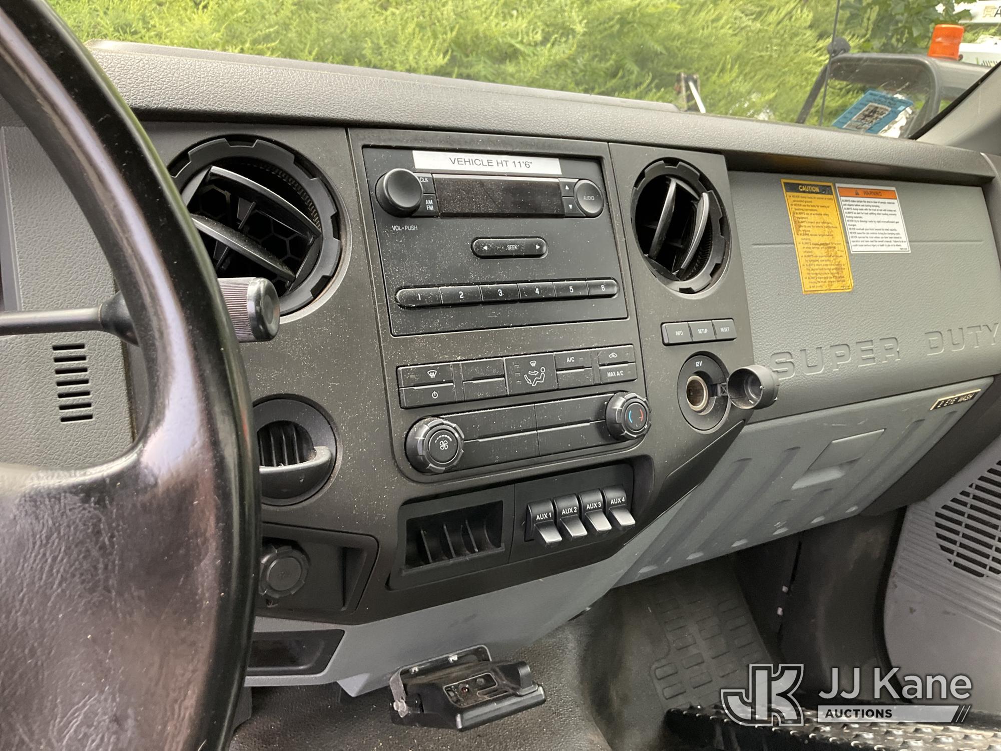 2012 Ford F-750 Super Duty