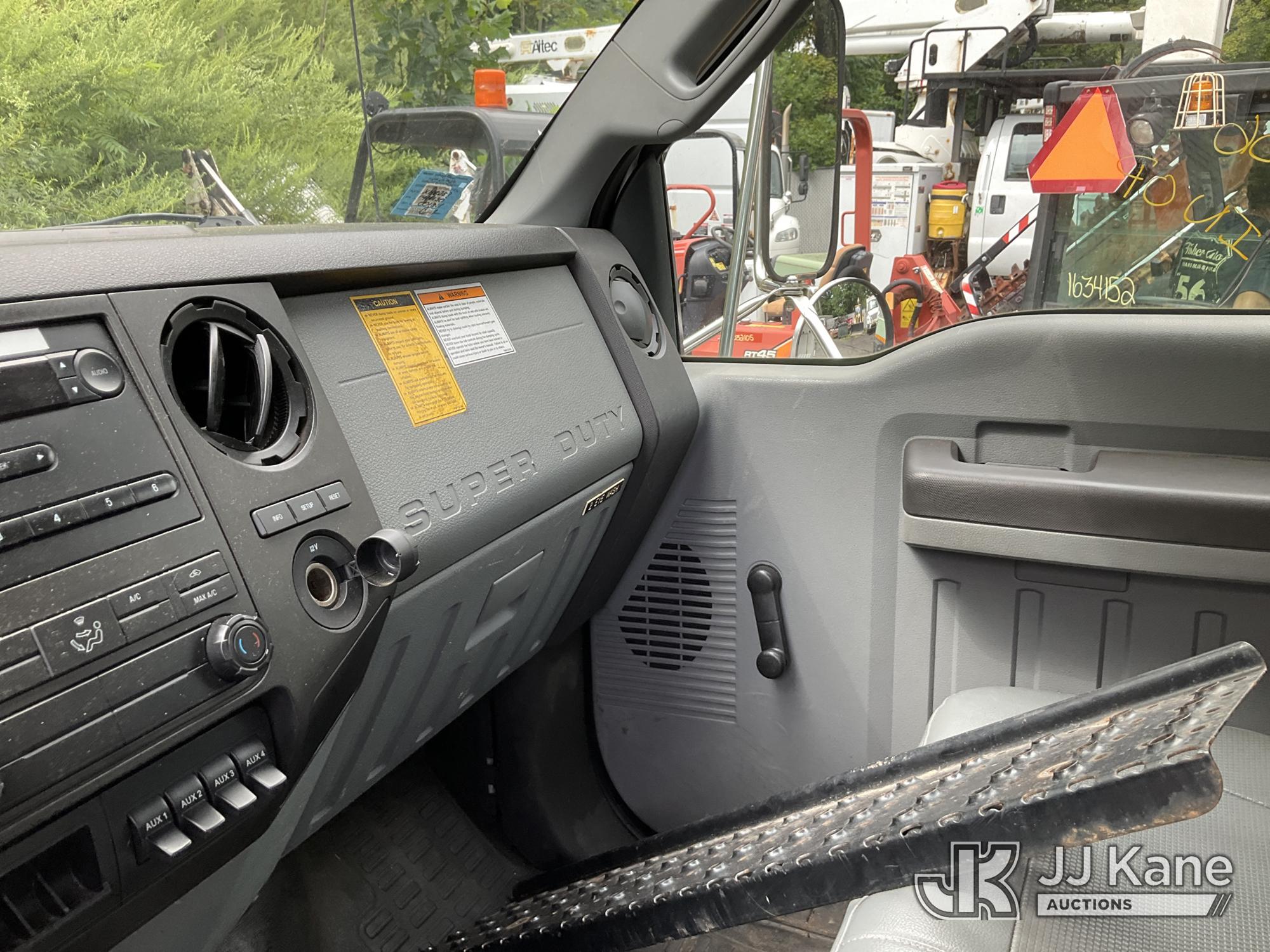 2012 Ford F-750 Super Duty