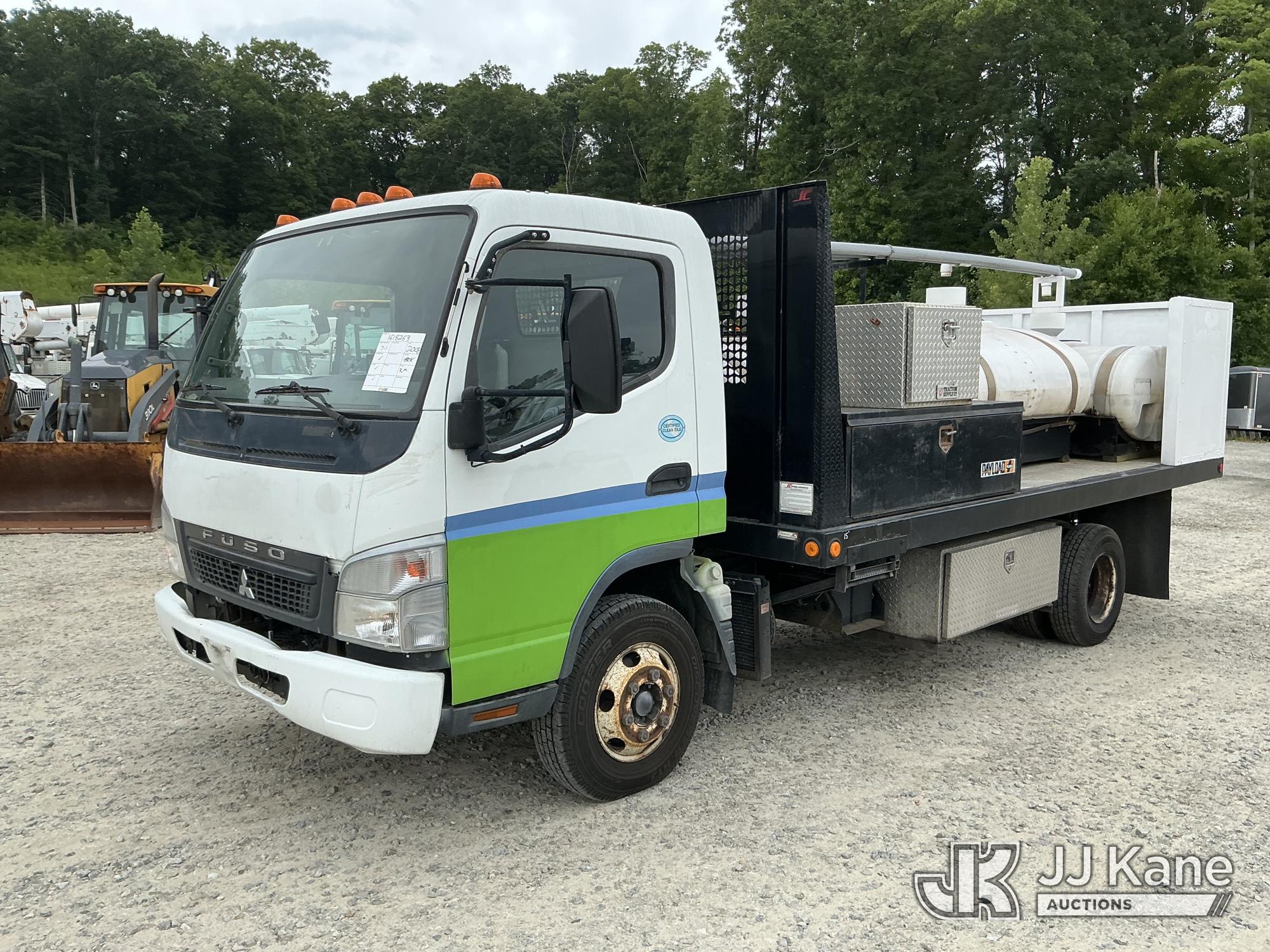 Photo of a 2008 Mitsubishi FE84D