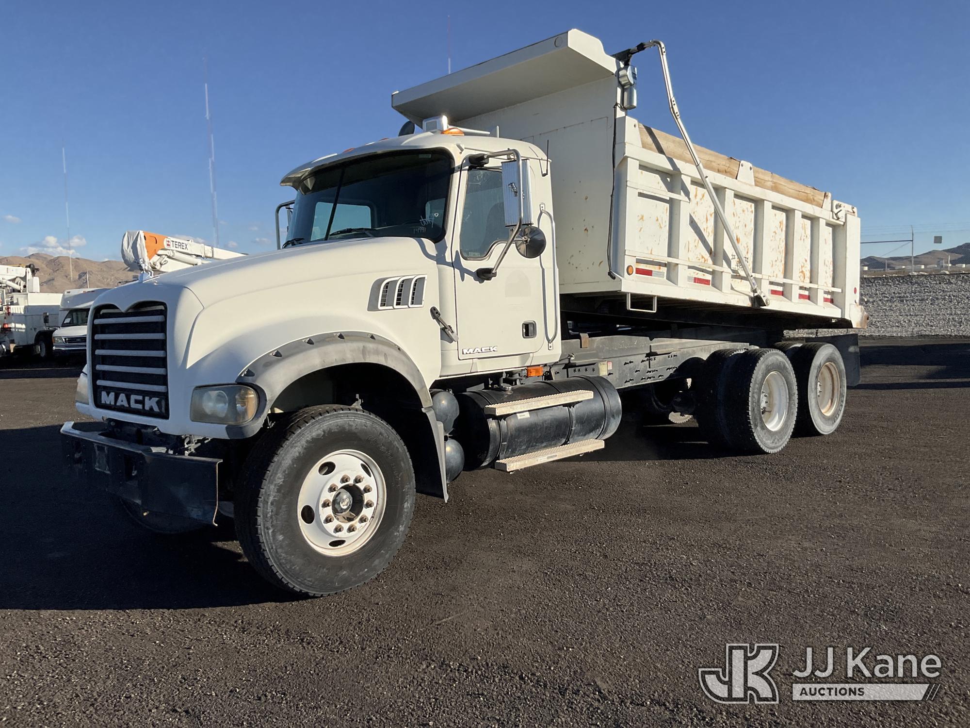 Photo of 2007 Mack CTP713