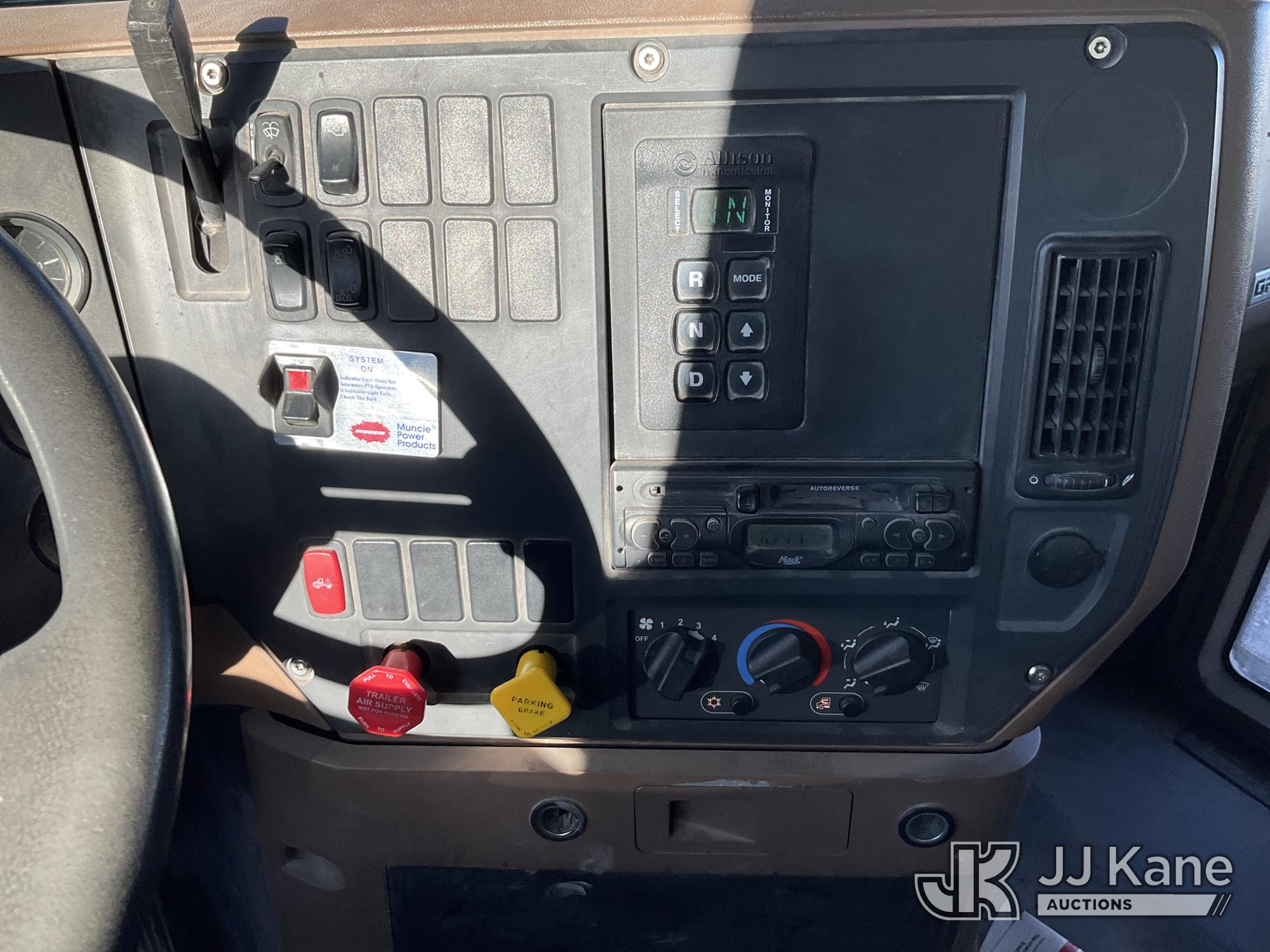 2007 Mack CTP713