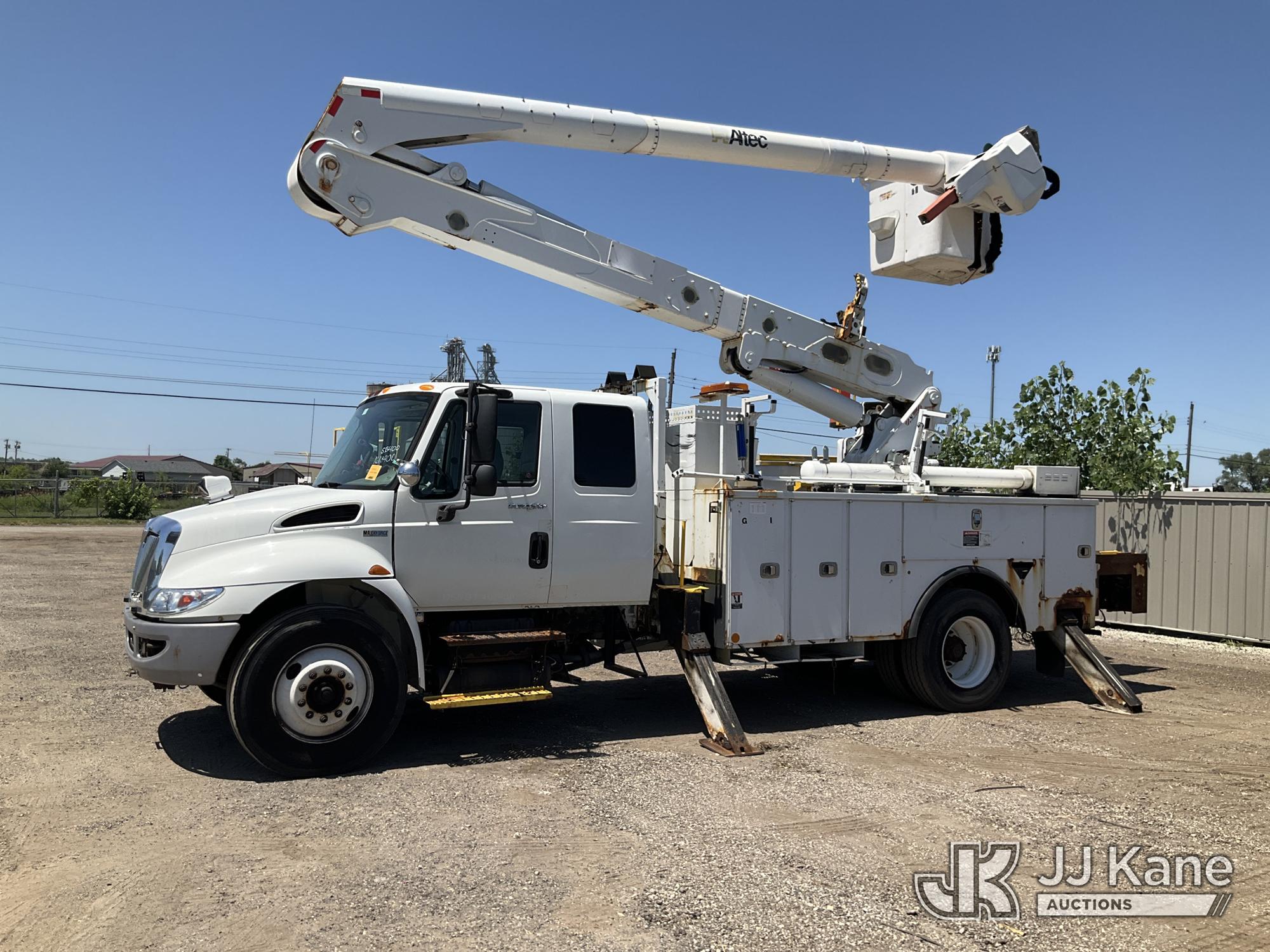 Photo of a 2014 International DuraStar 4300