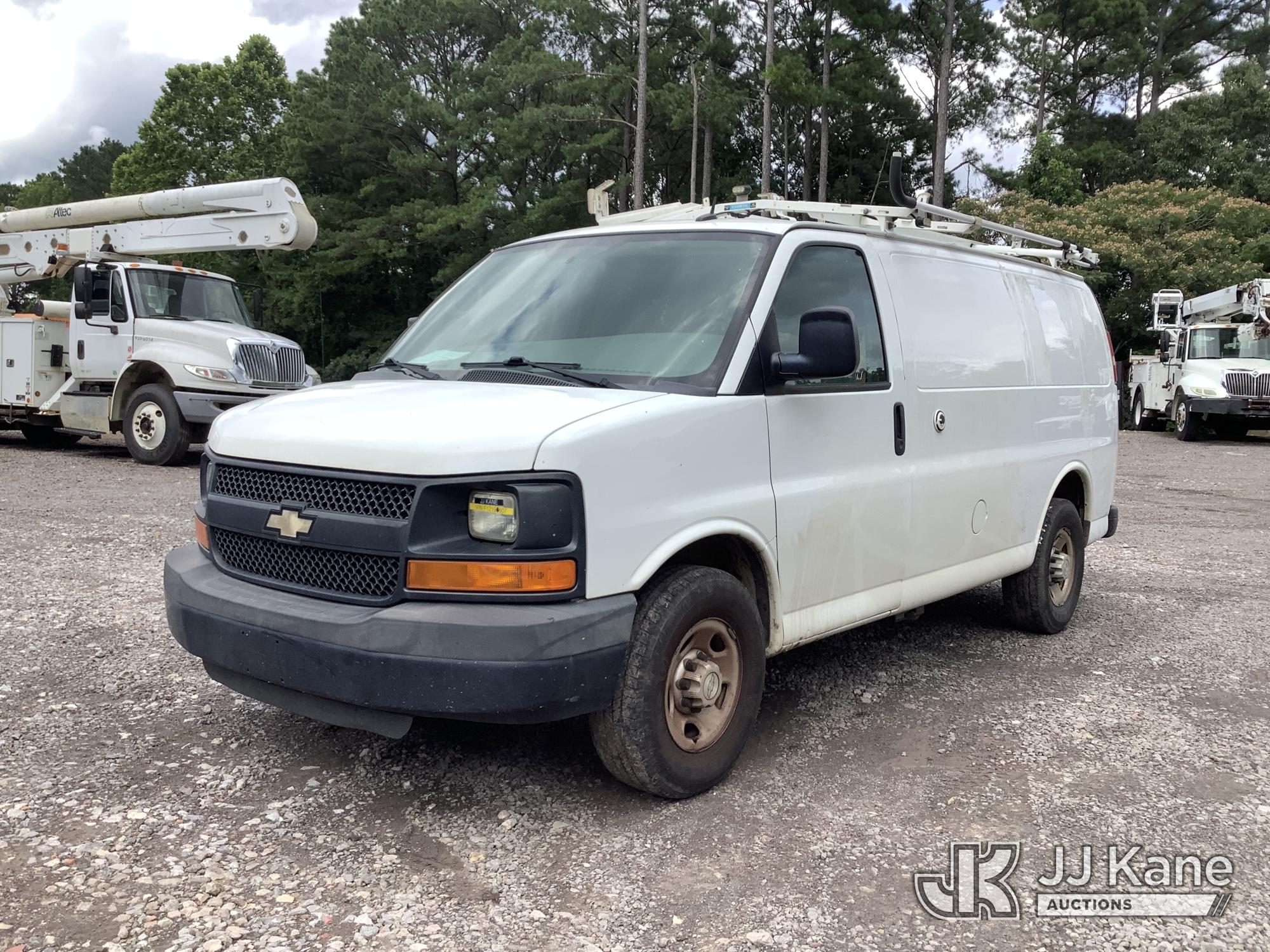 Photo of a 2015 Chevrolet Express G2500