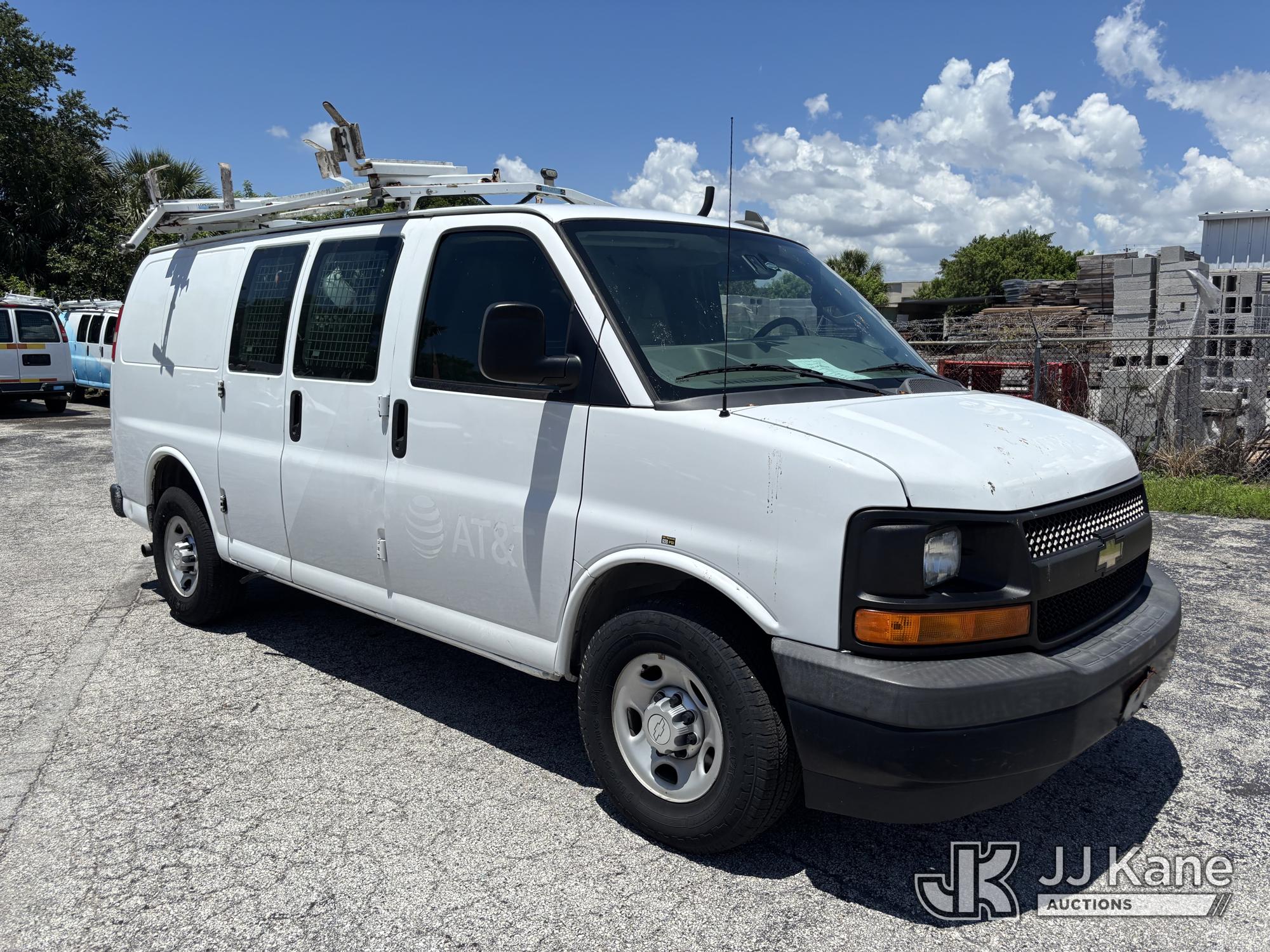 2017 Chevrolet EXPRESS 2500