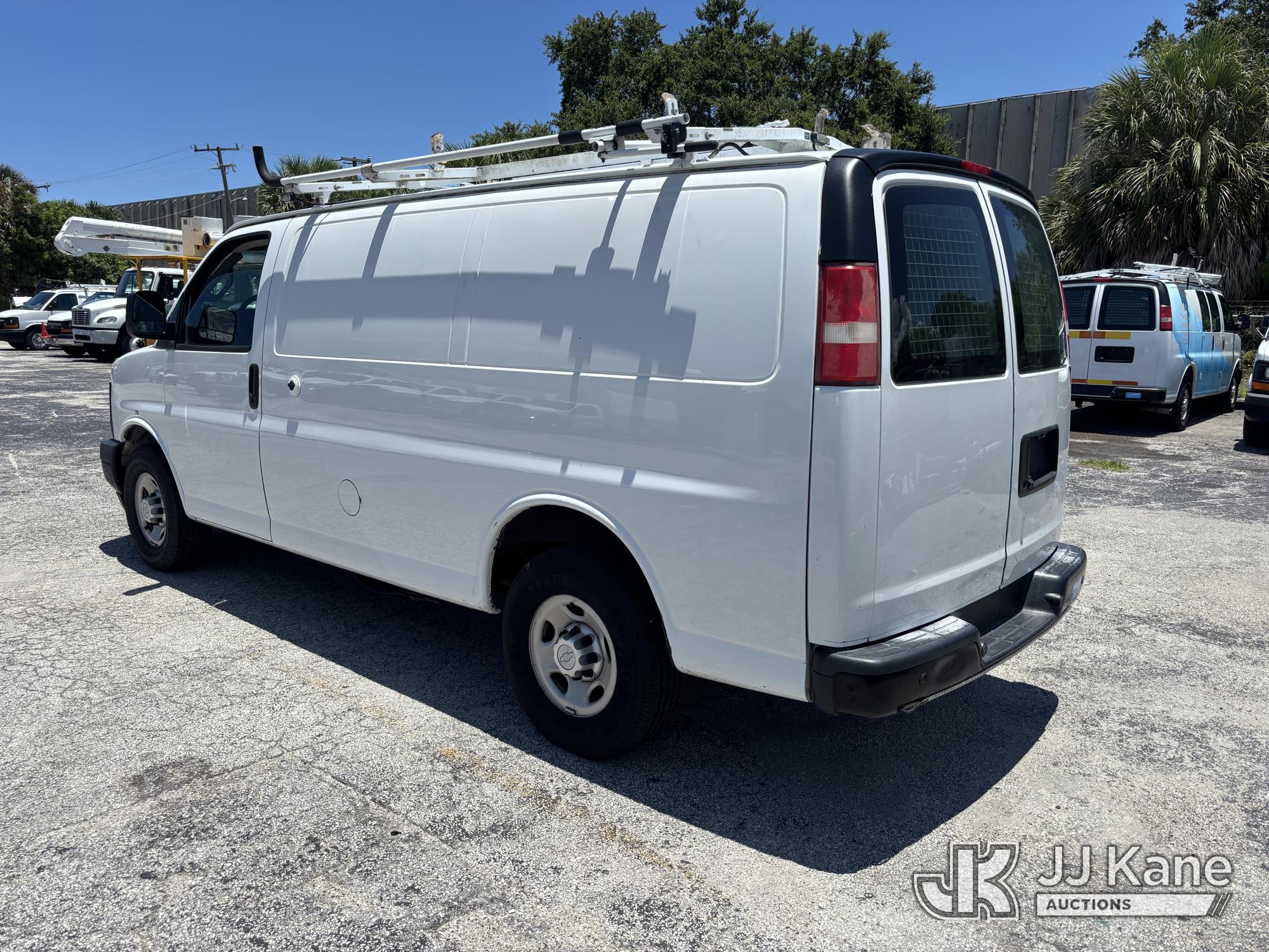 2017 Chevrolet Express G2500