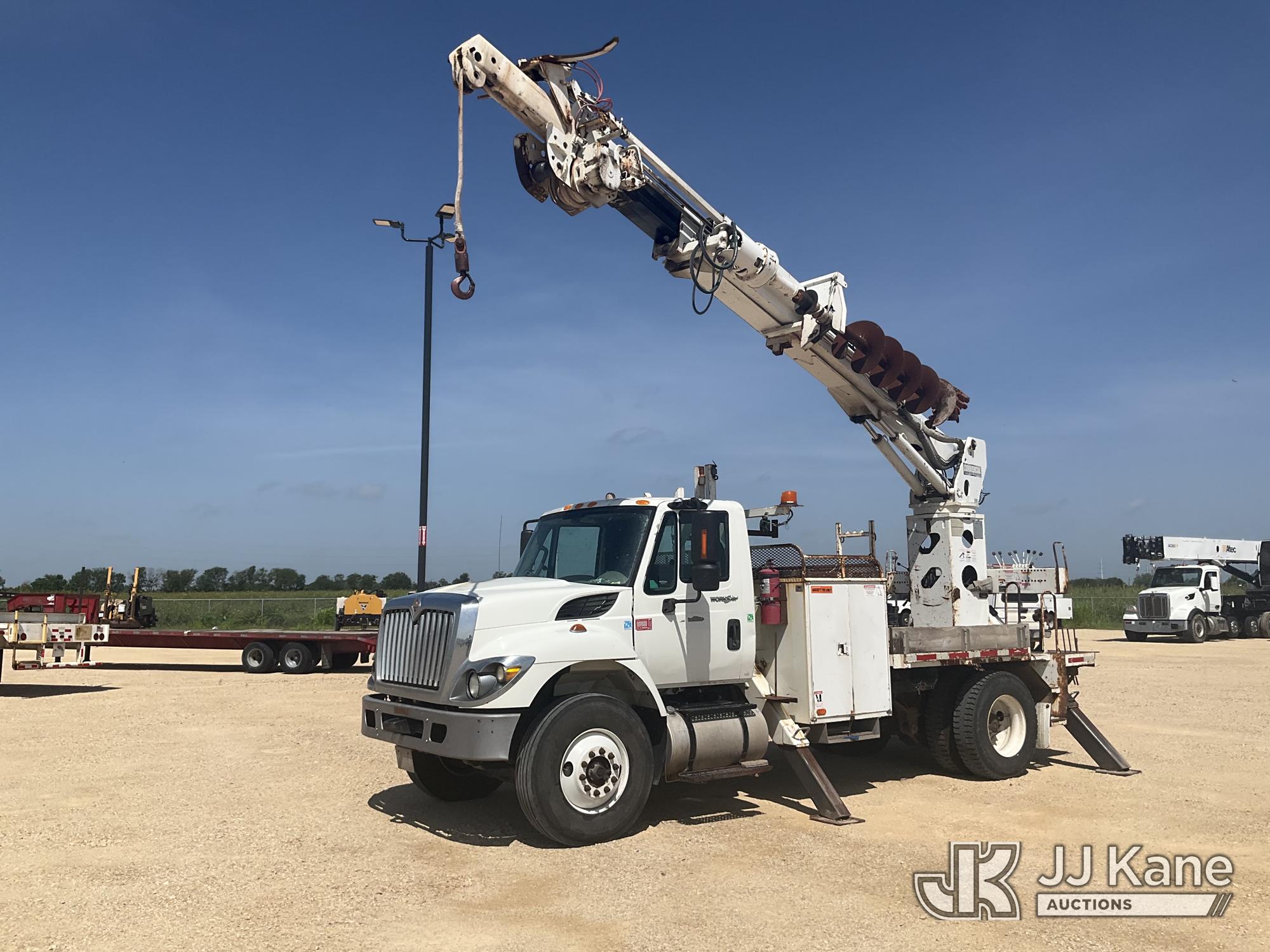 HiRanger/Terex COMMANDER C4047, Digger Derrick rear mounted on 2014 International 7400 Flatbed/Utility Truck