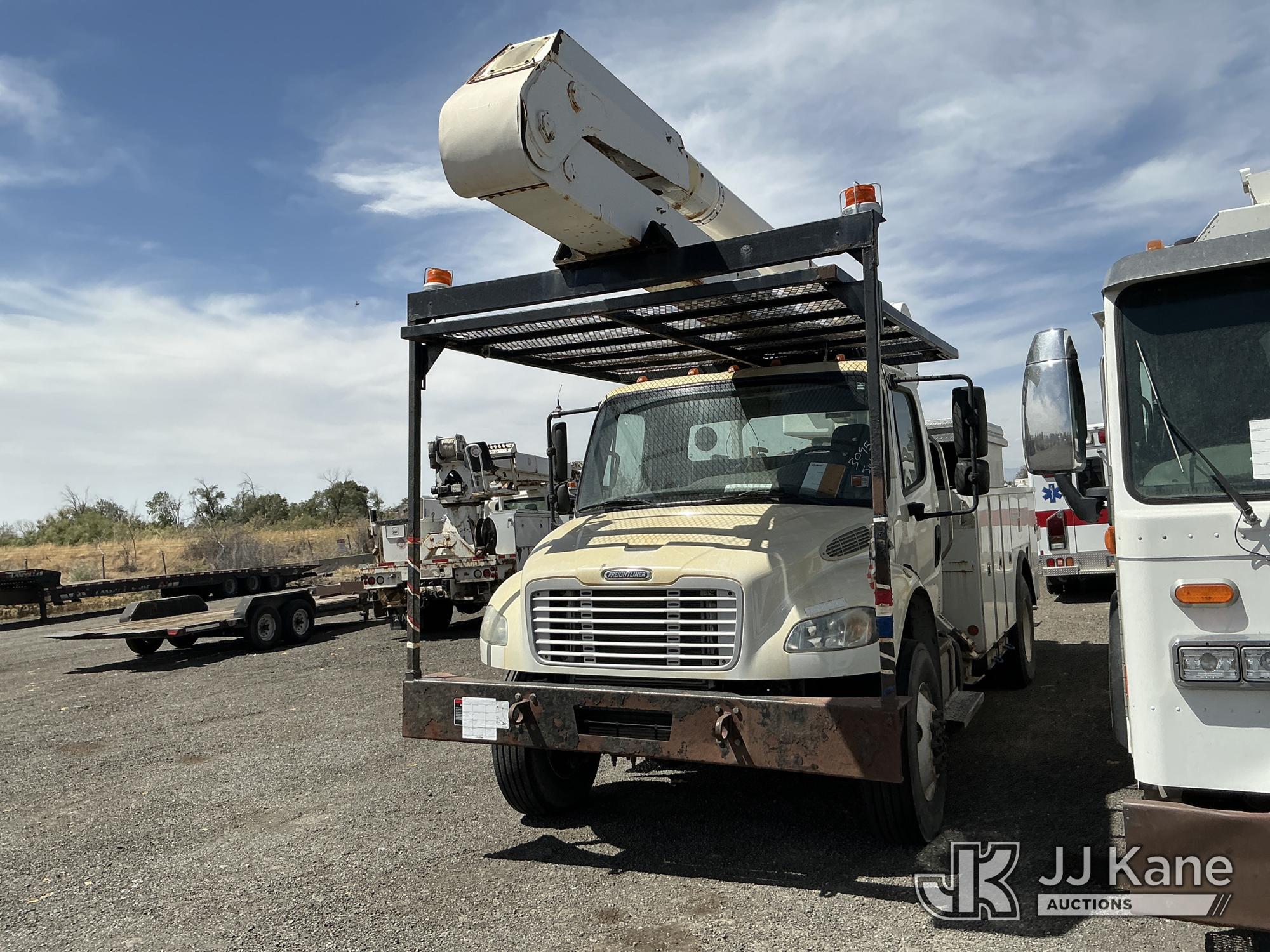 2013 Freightliner M2 106
