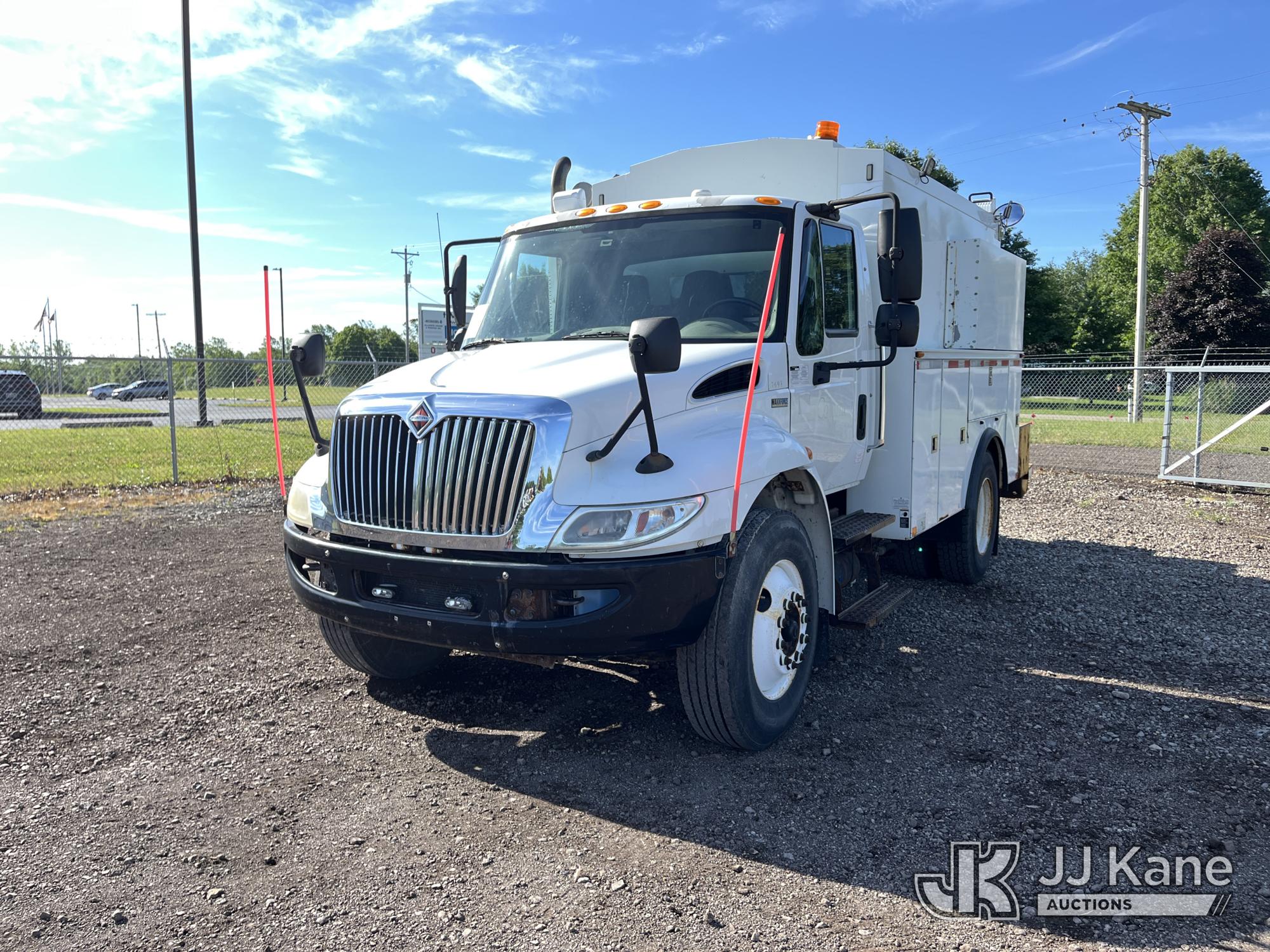 Photo of a 2013 International 4300