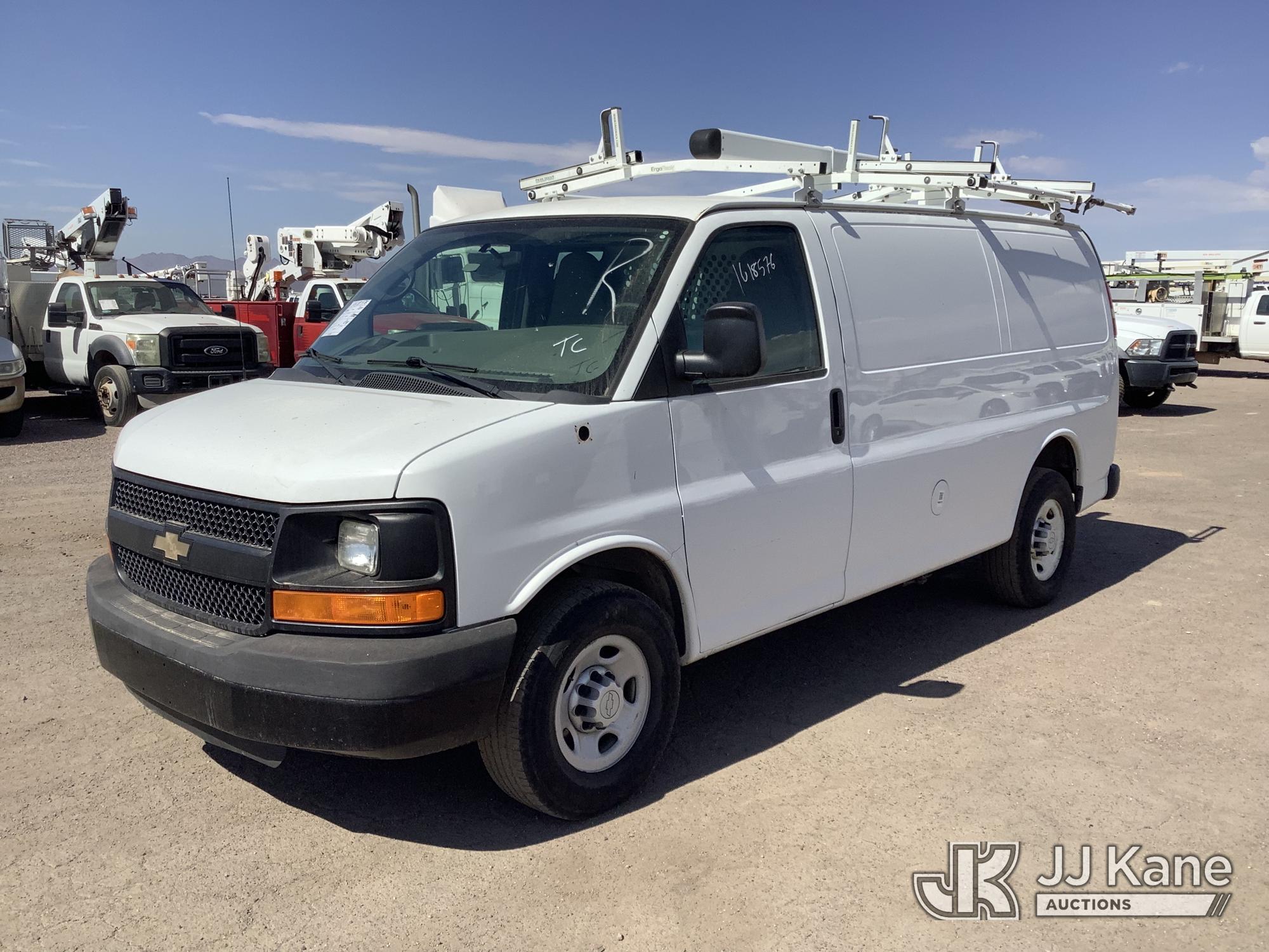 2015 Chevrolet Express G2500 Cargo Van