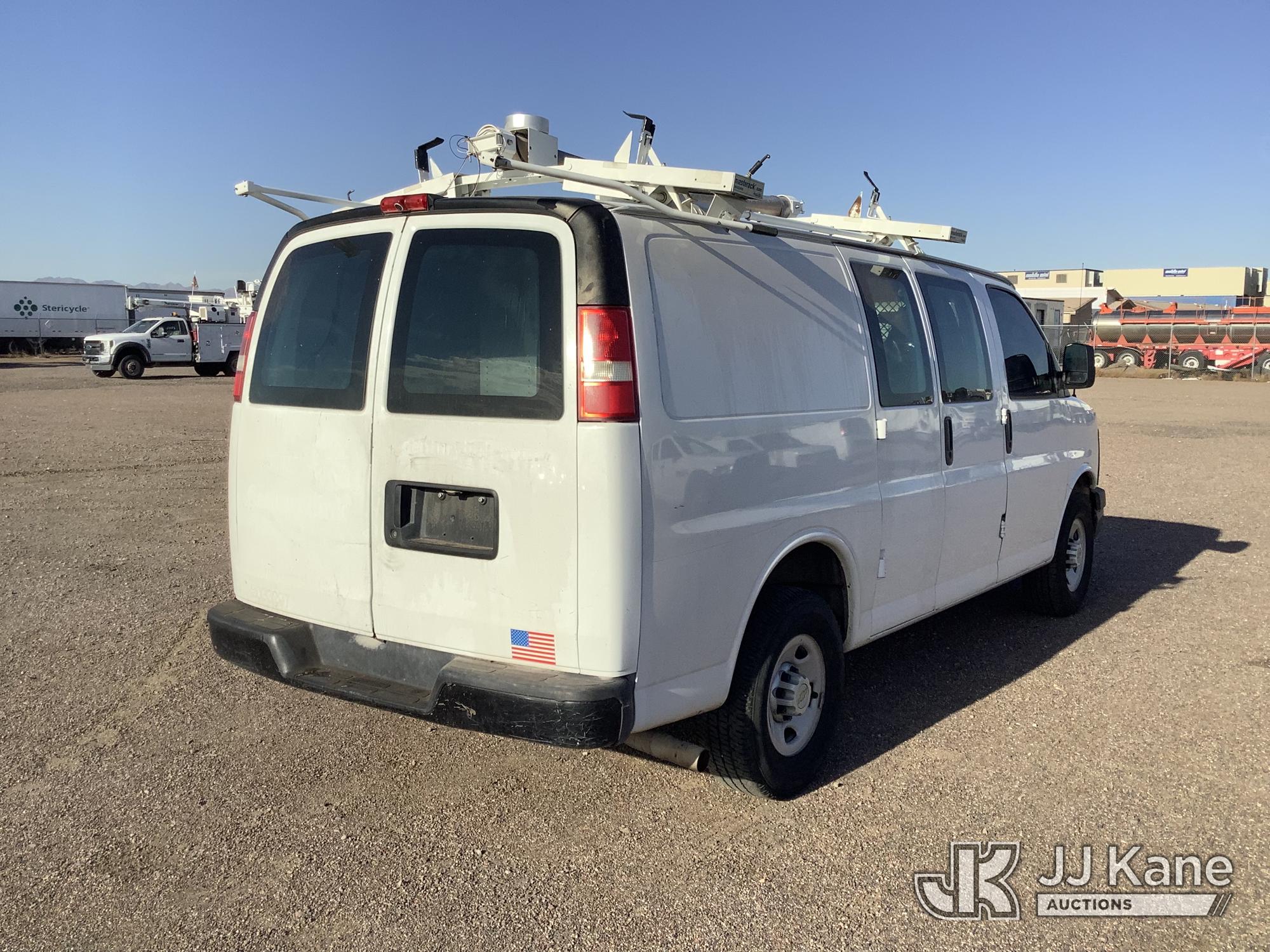2013 Chevrolet EXPRESS 2500