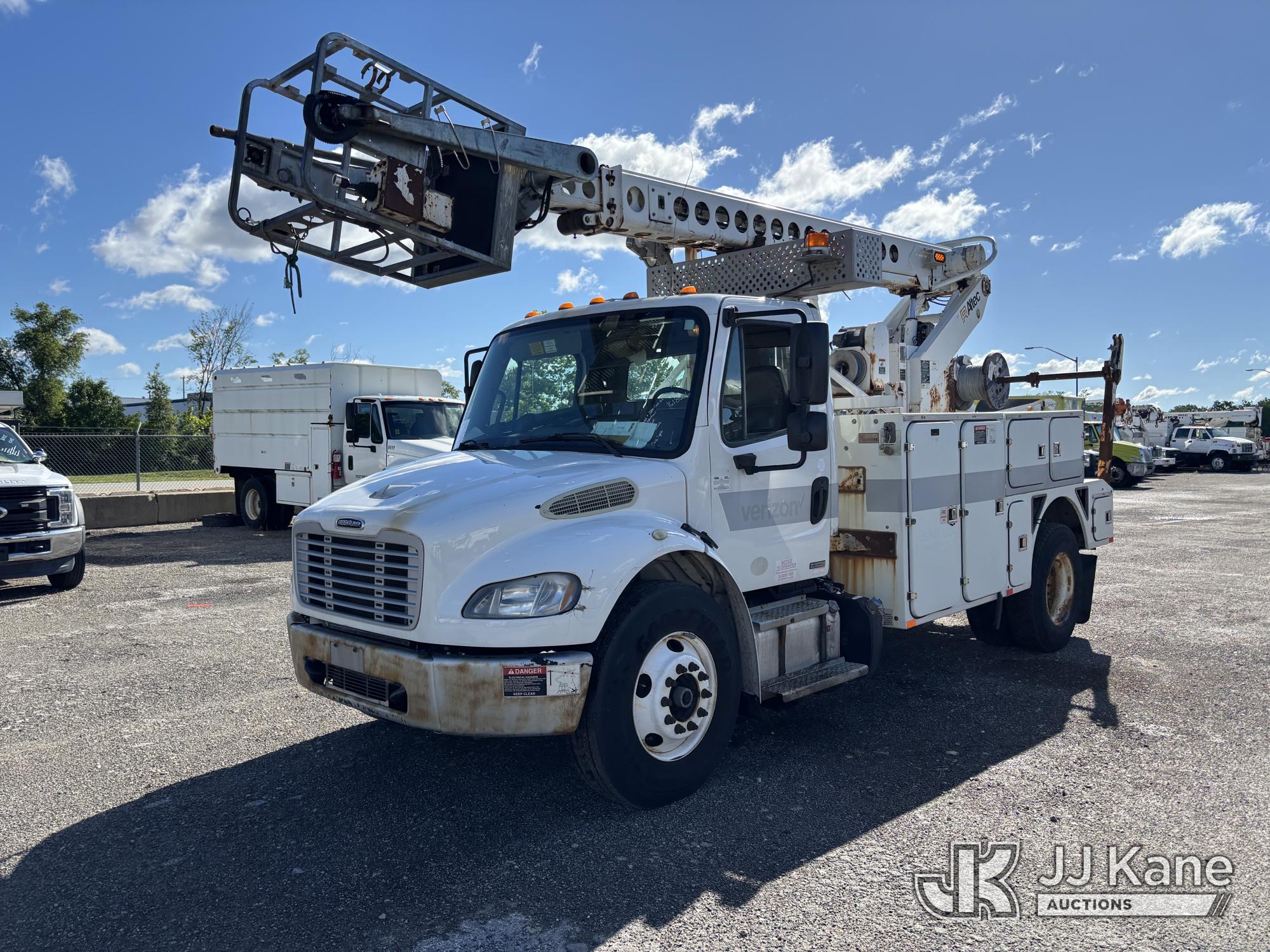 2011 Freightliner M2106