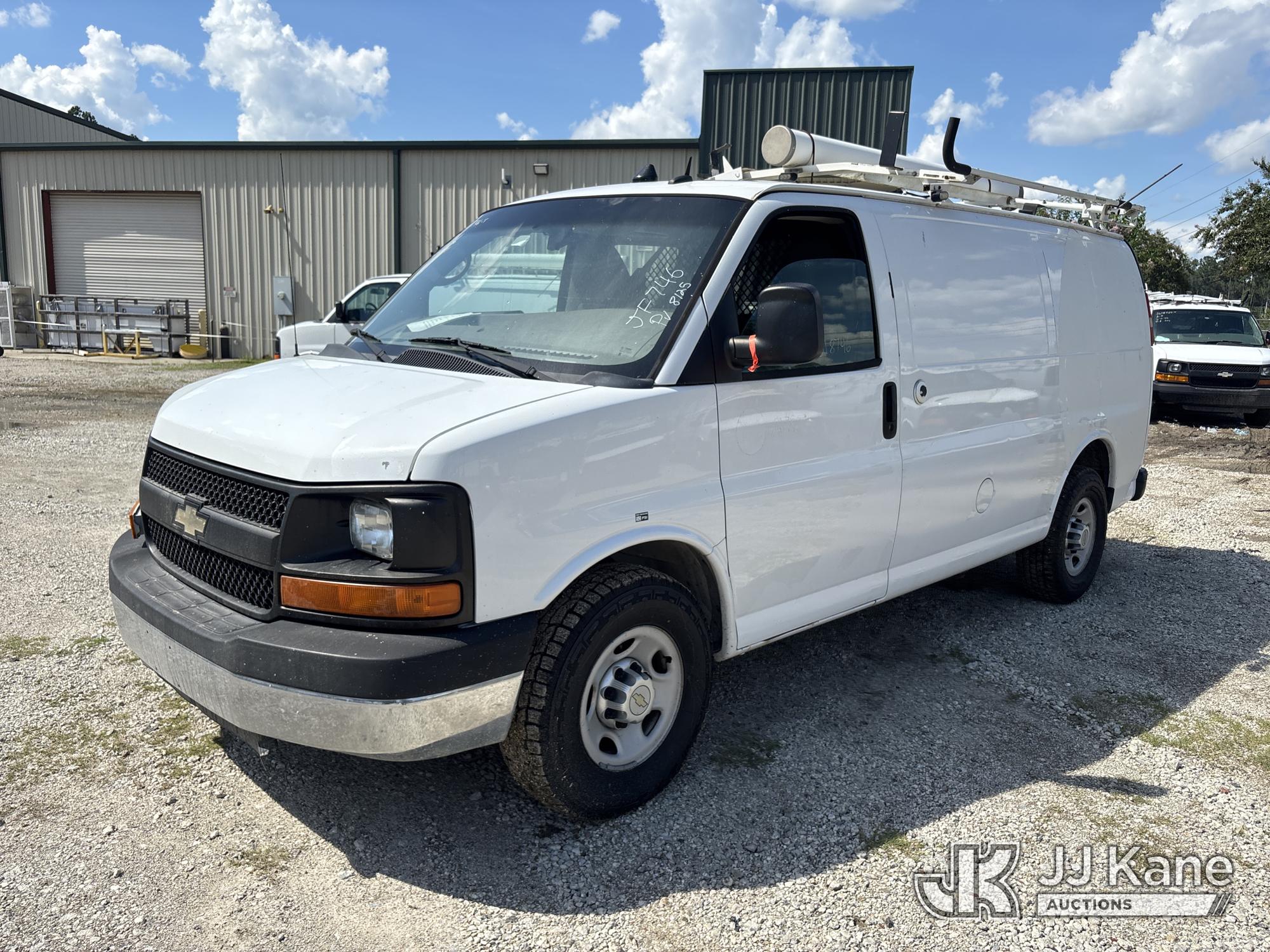 2014 Chevrolet Express G2500 Cargo Van
