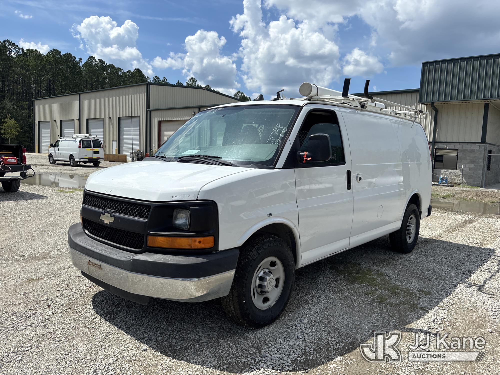 2014 Chevrolet Express G2500 Cargo Van