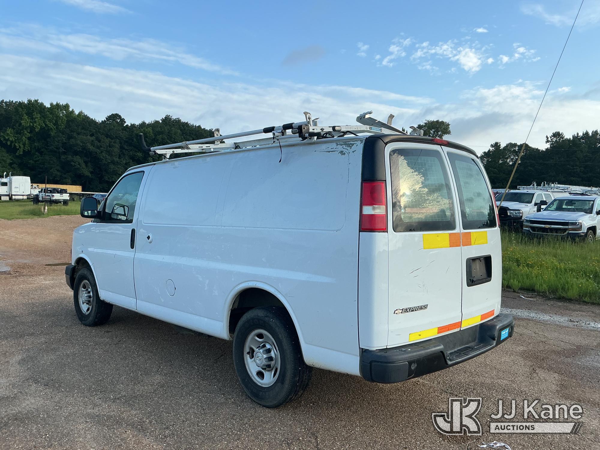 2018 Chevrolet EXPRESS 2500