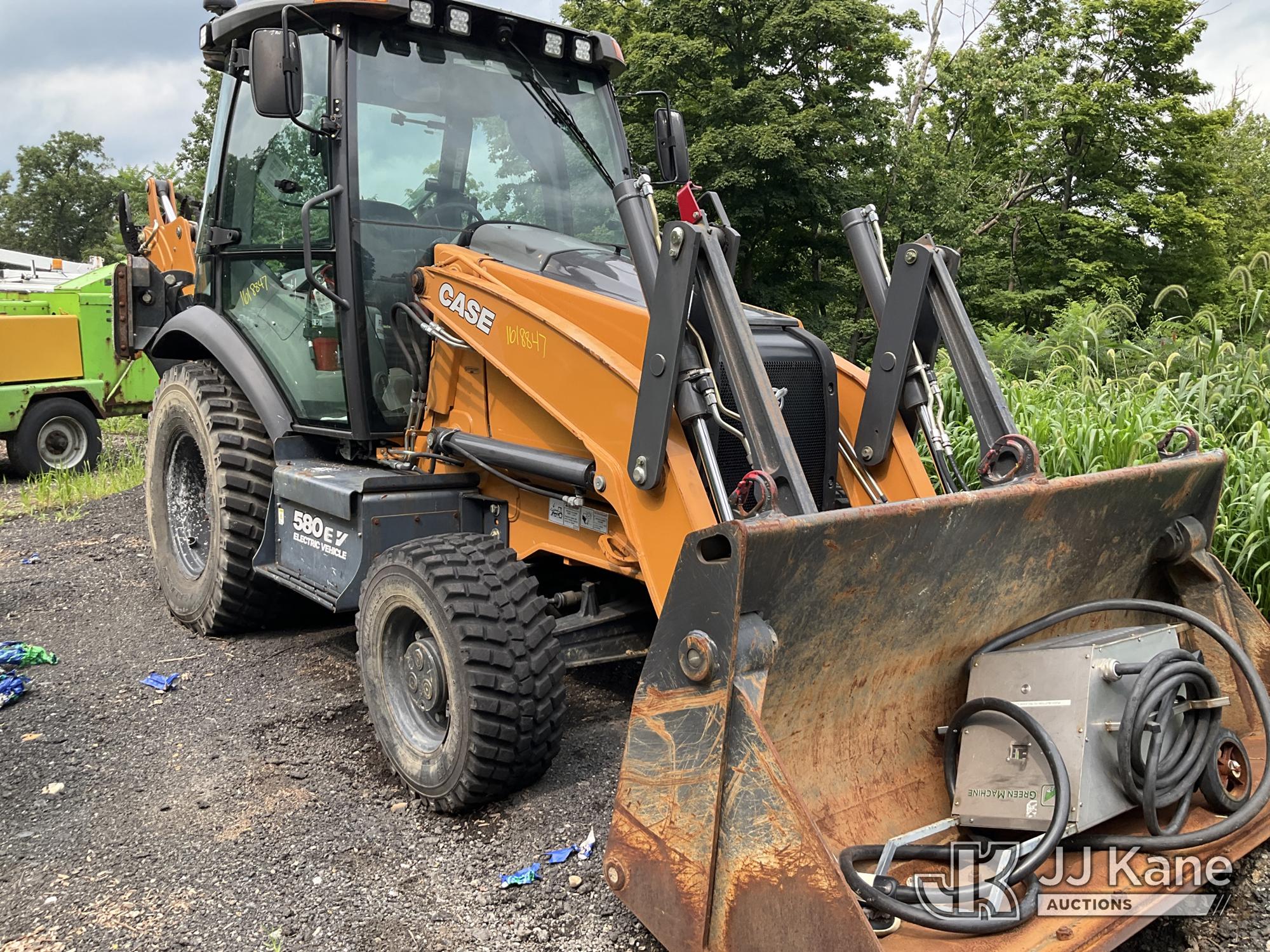 2019 Case 580Ne 4x4 All Electric