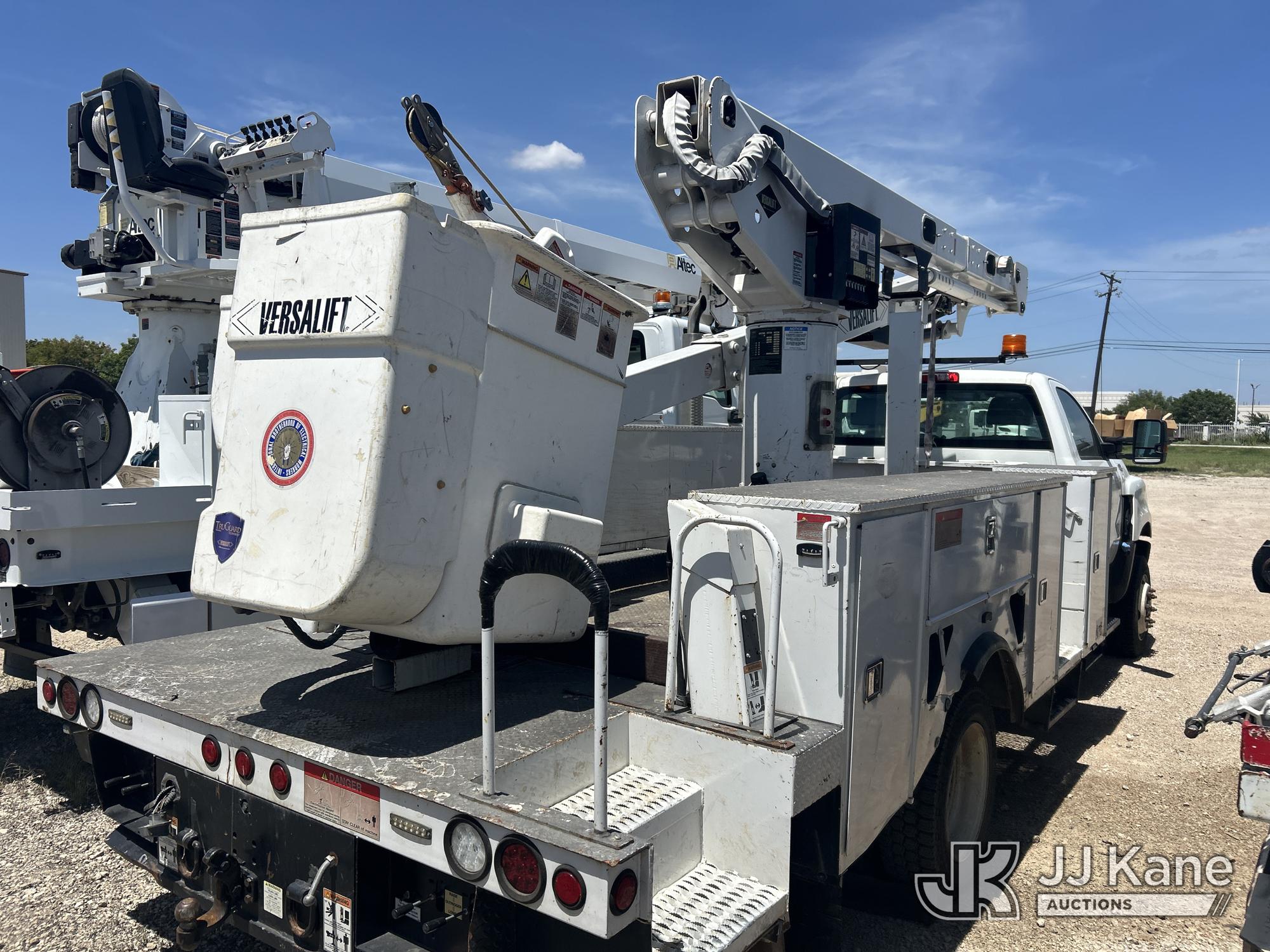 2020 International CV515
