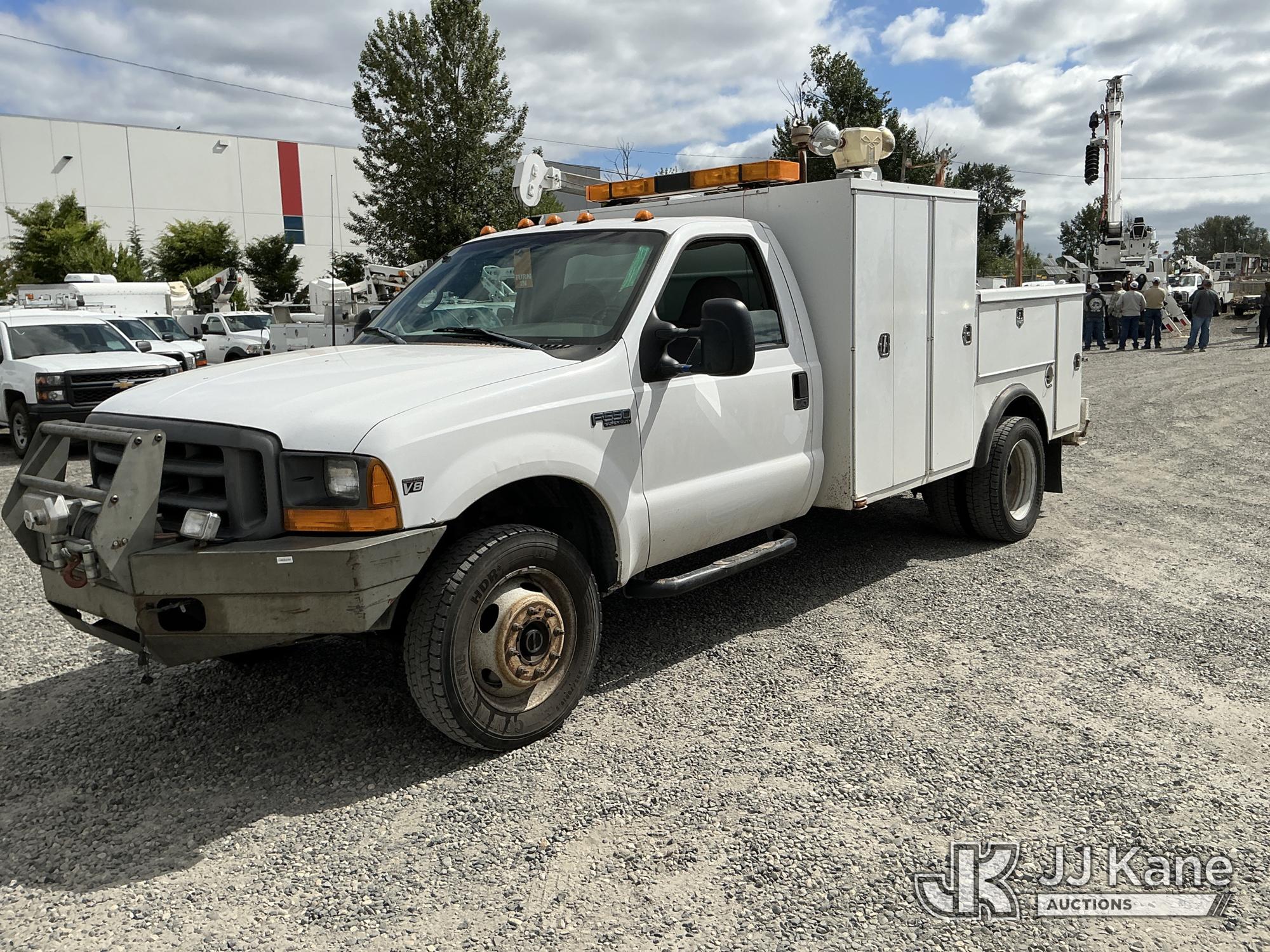 Photo of a 1999 Ford F-550