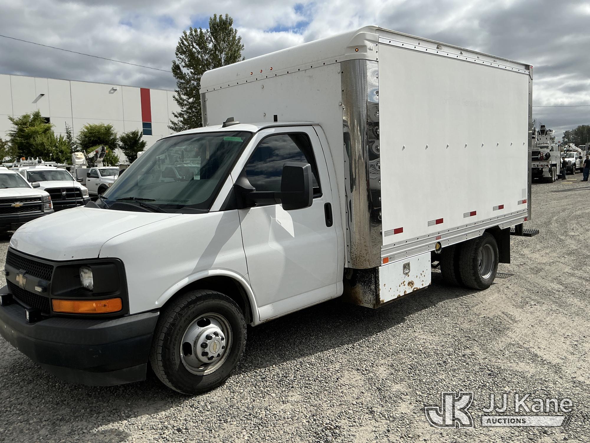 Photo of a 2017 Chevrolet Express G4500